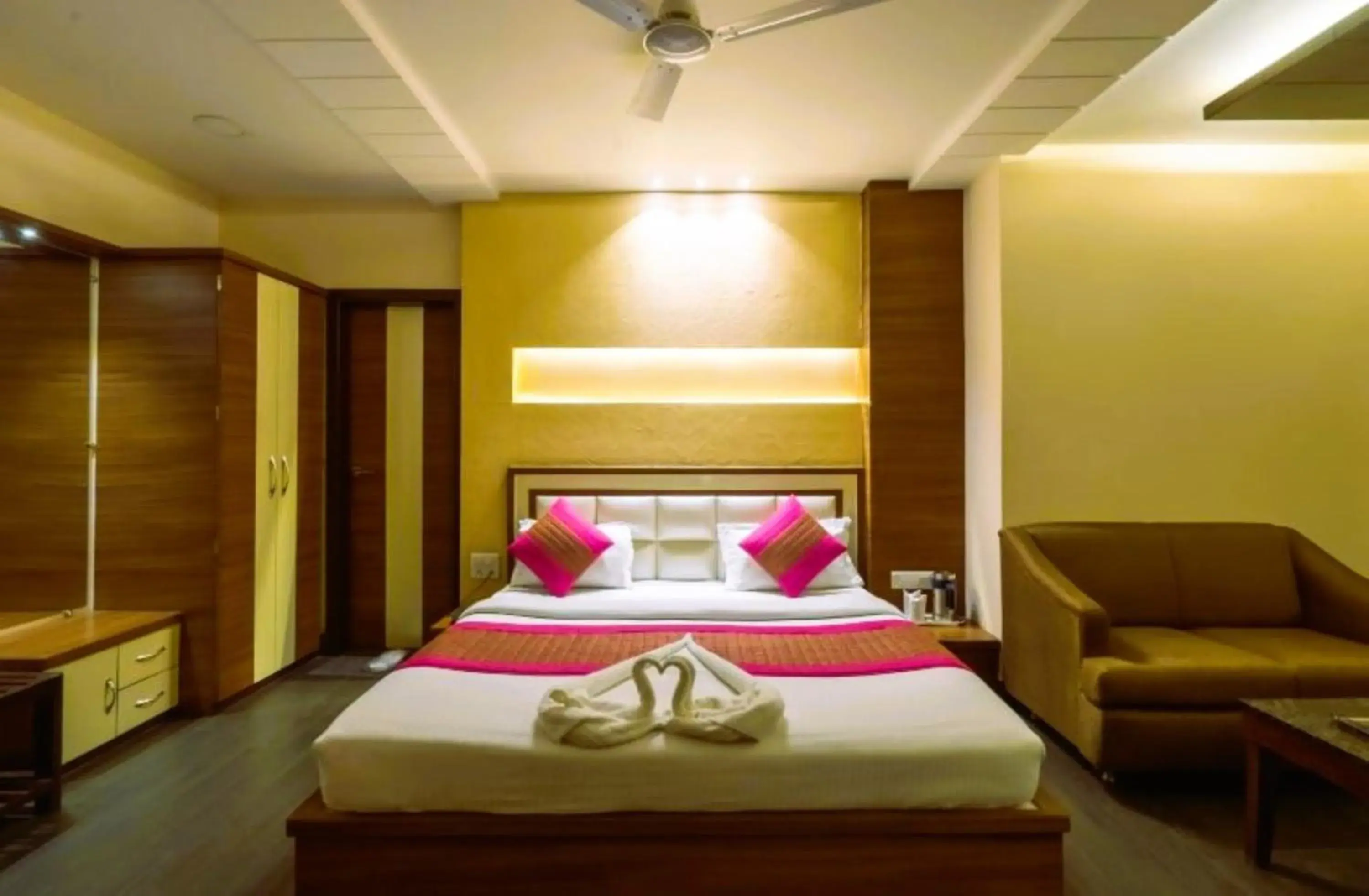 Hotel Manas Continental Gorakhpur Hotel Manas Continental Gorakhpur