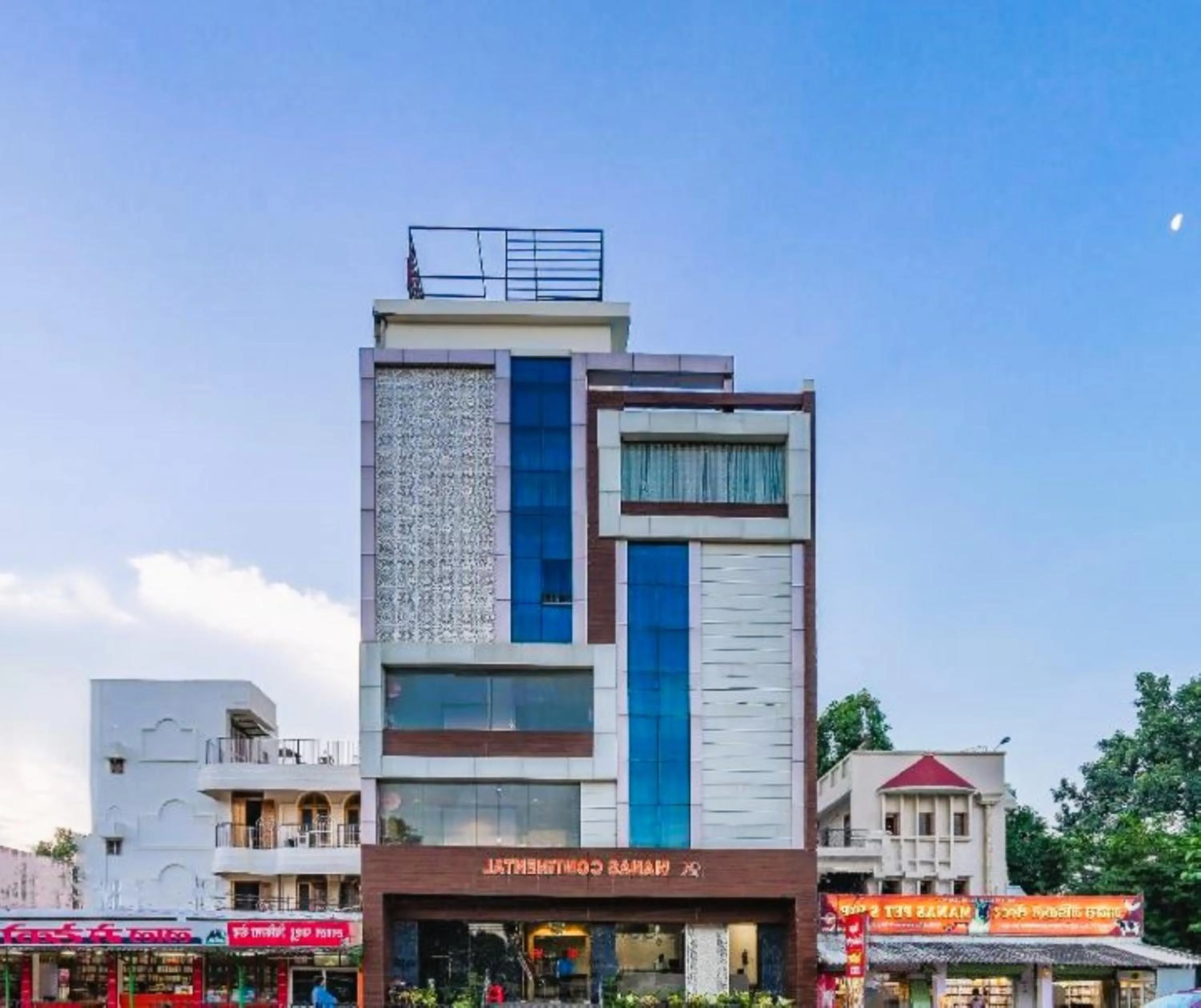 Property building in Hotel Manas Continental Gorakhpur