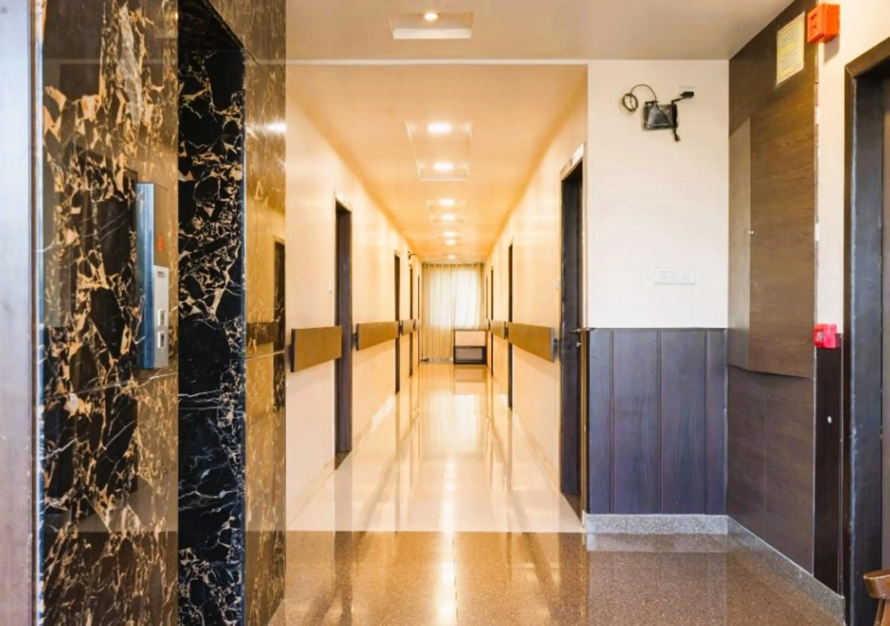 Lobby or reception in Hotel Manas Continental Gorakhpur