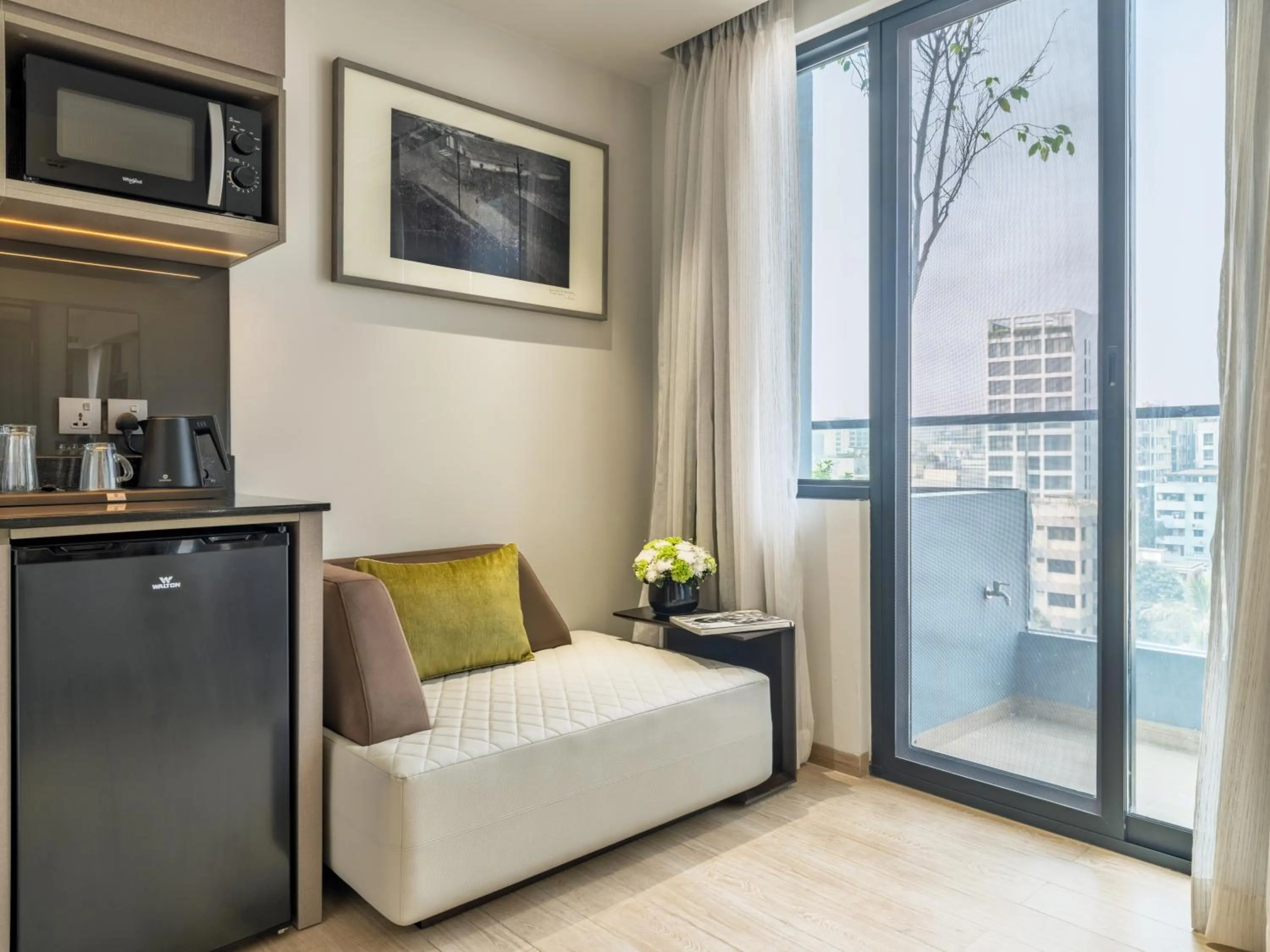 Kitchen or kitchenette in W Residence Living