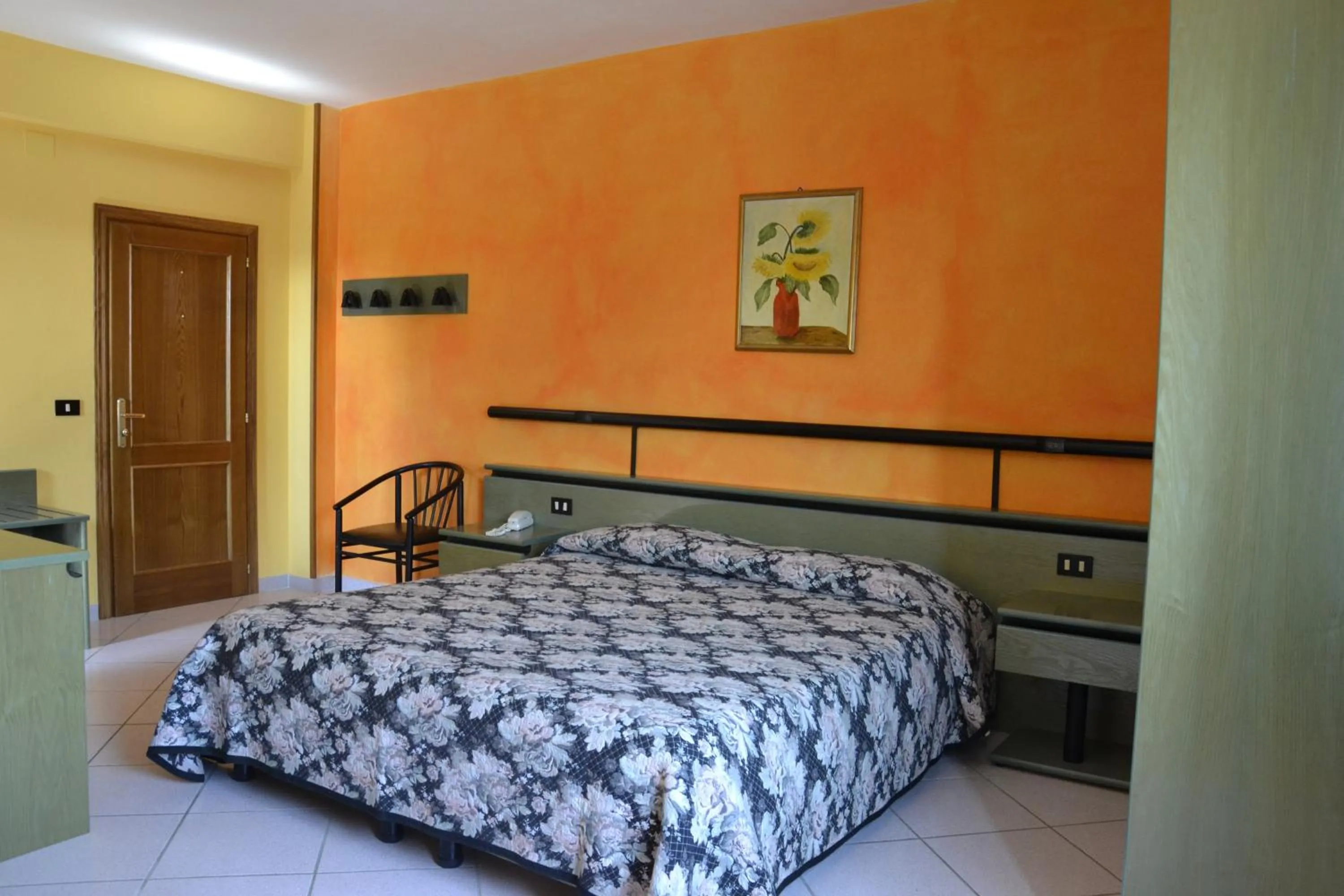 Bed in Albergo Di Murlo