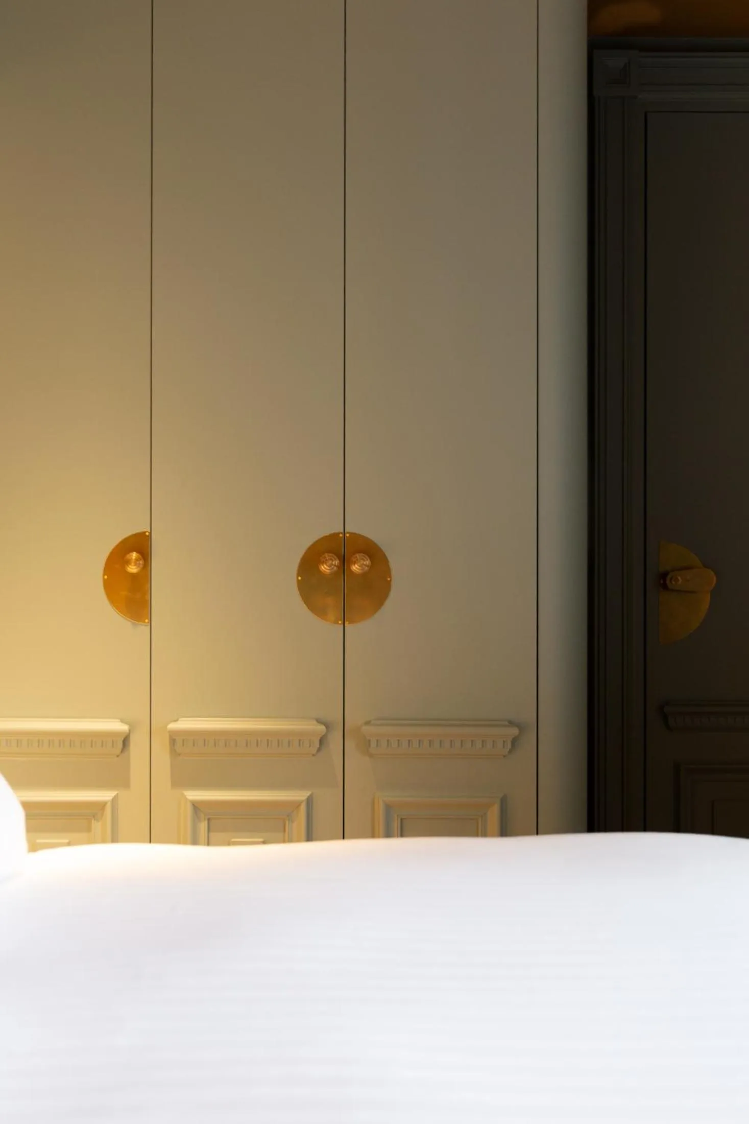 safe, Bed in Hôtel La Particulière