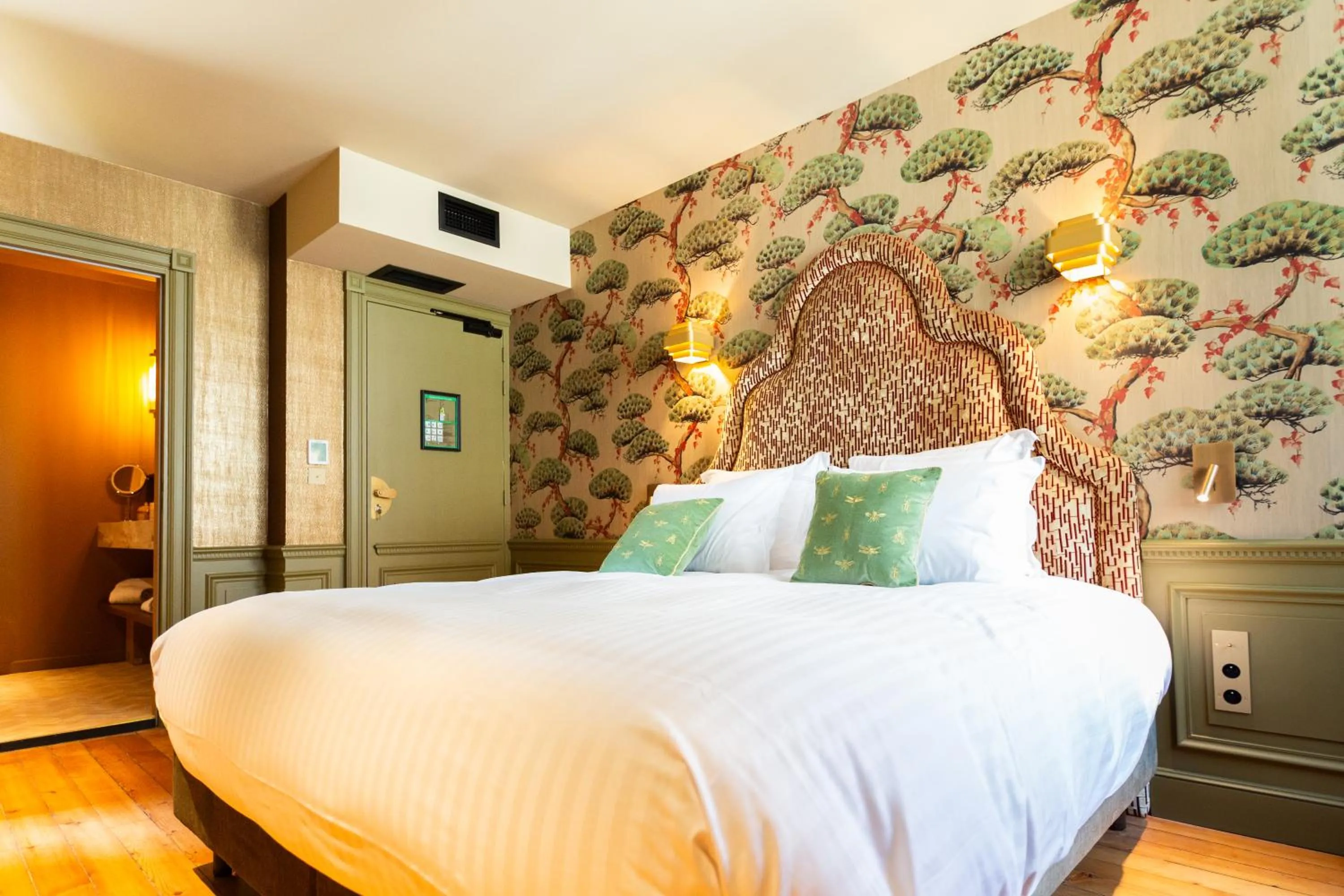 Bed in Hôtel La Particulière