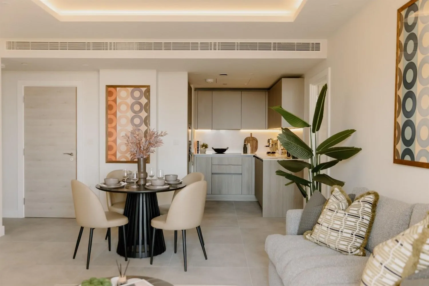 Dining area in Charles Hope London Battersea