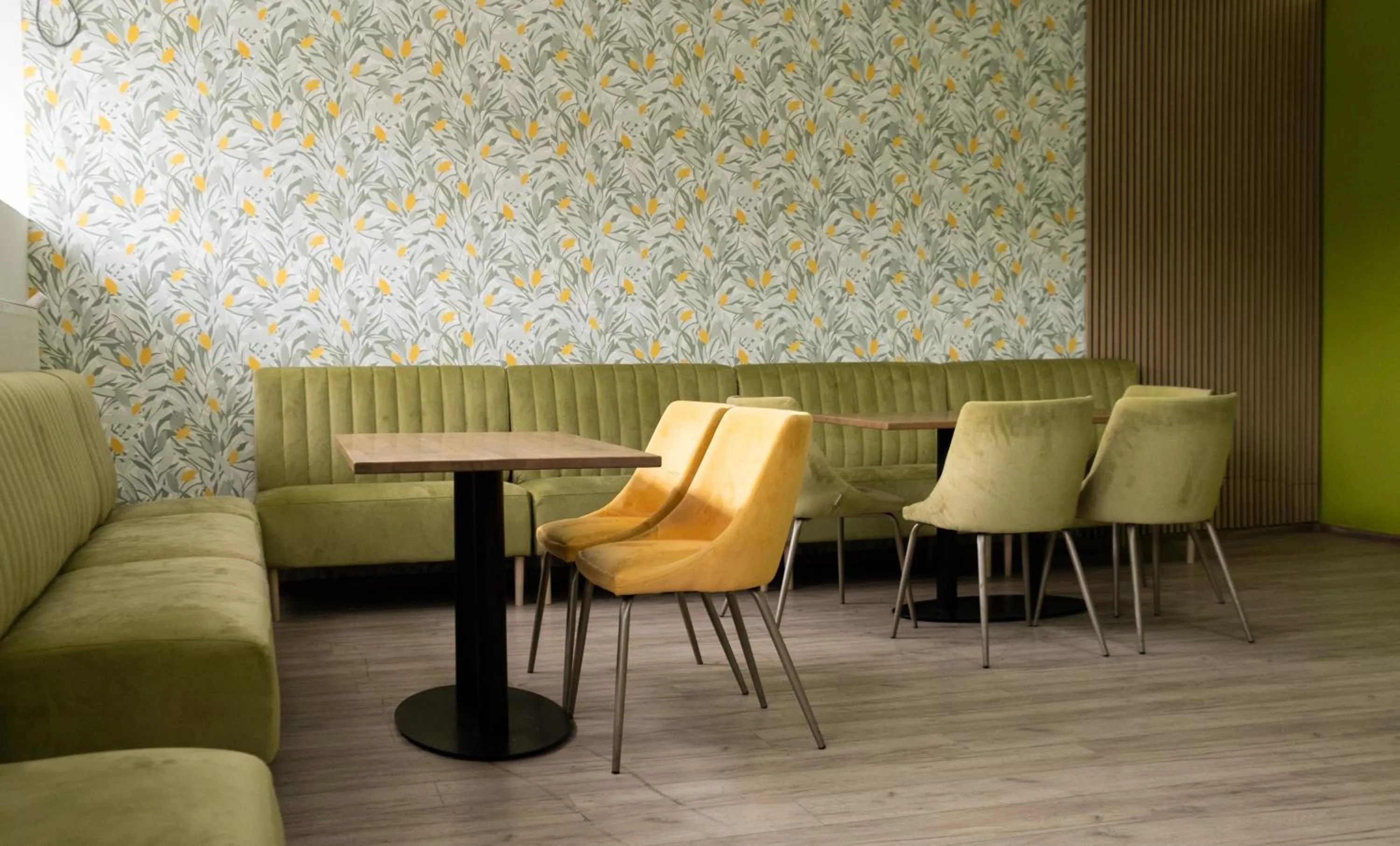 Restaurant/places to eat in Casa de Oaspeți Sfântul Nicolae