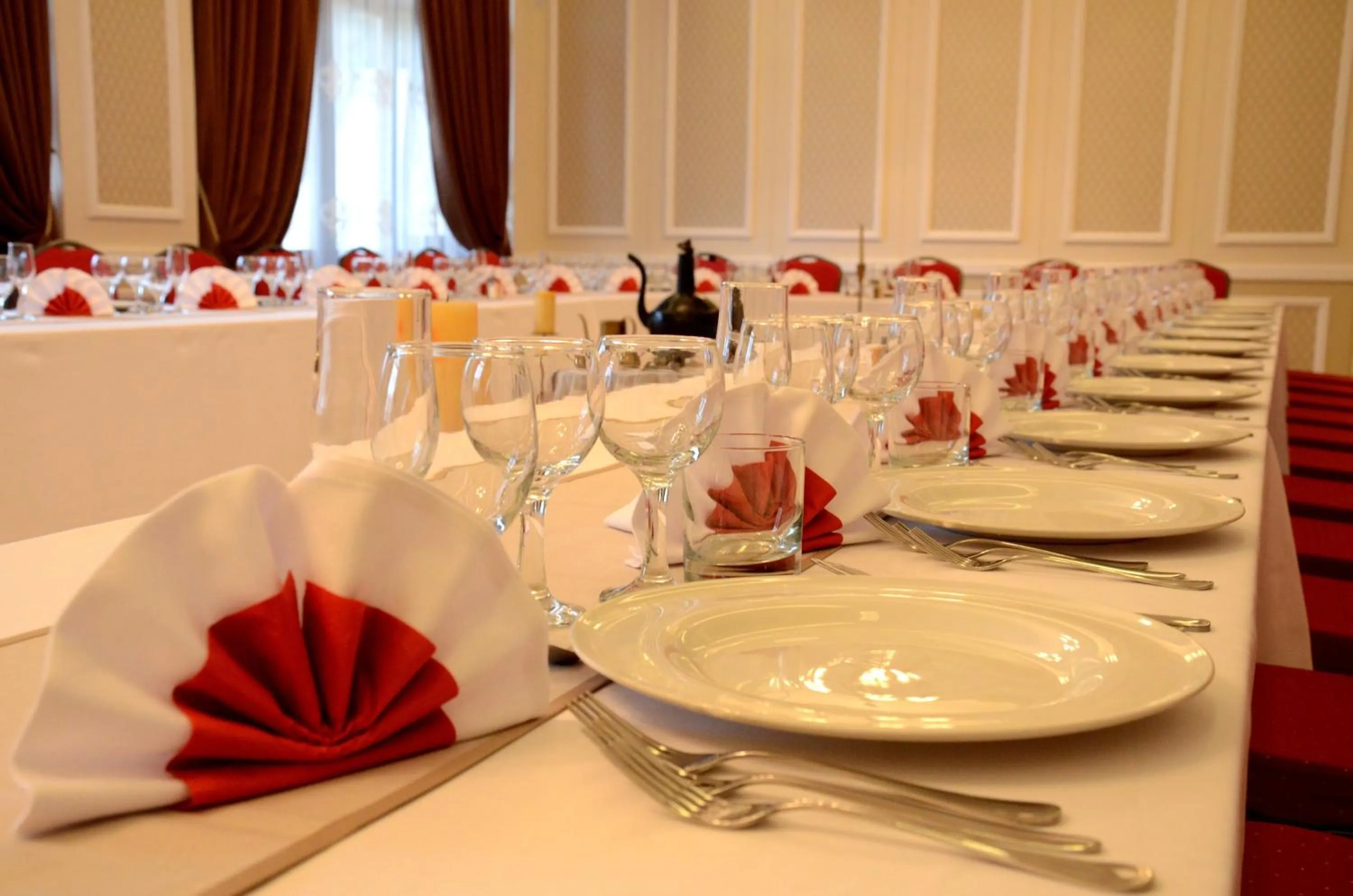 Restaurant/places to eat in Casa de Oaspeți Sfântul Nicolae