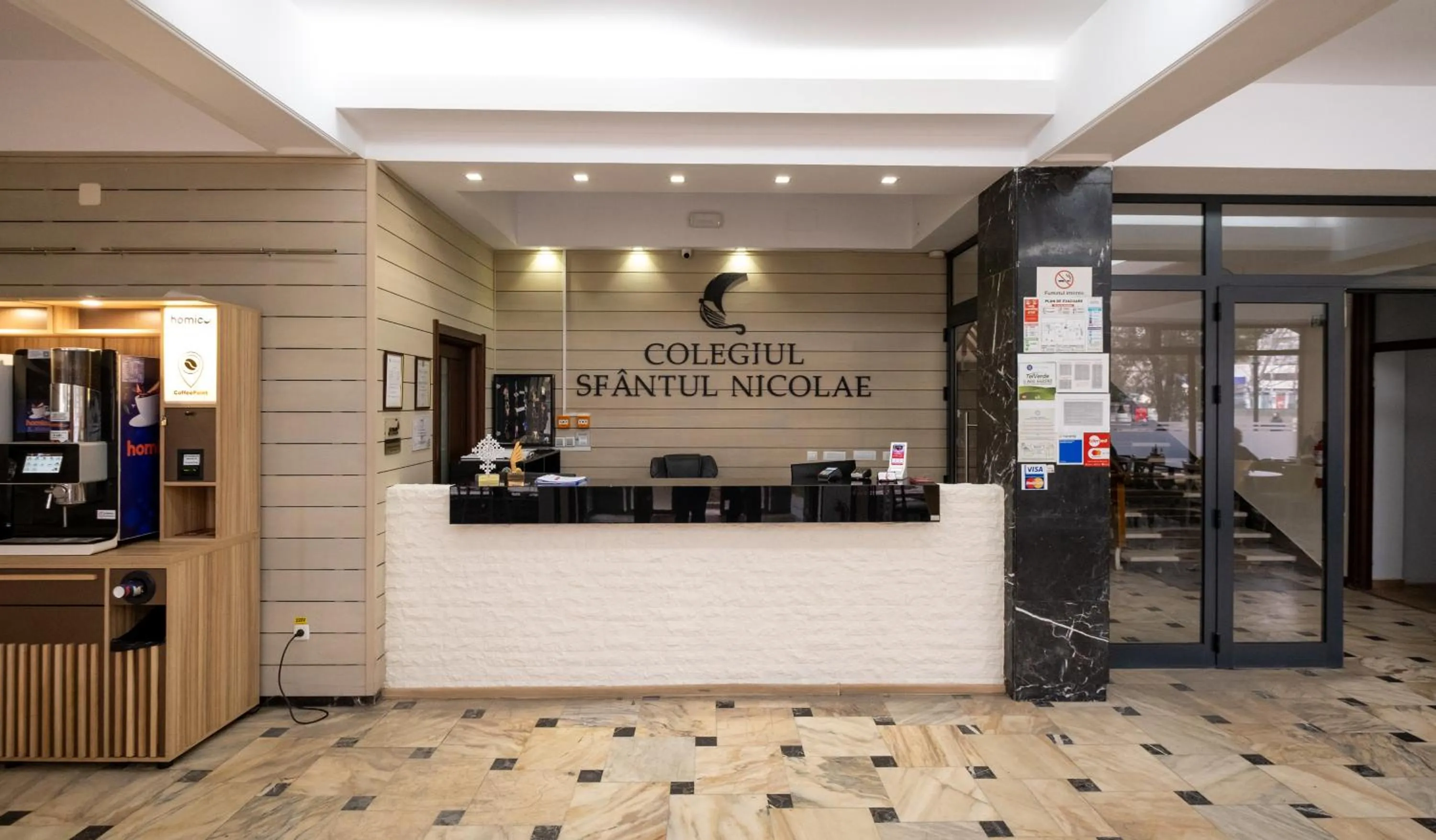 Lobby or reception in Casa de Oaspeți Sfântul Nicolae