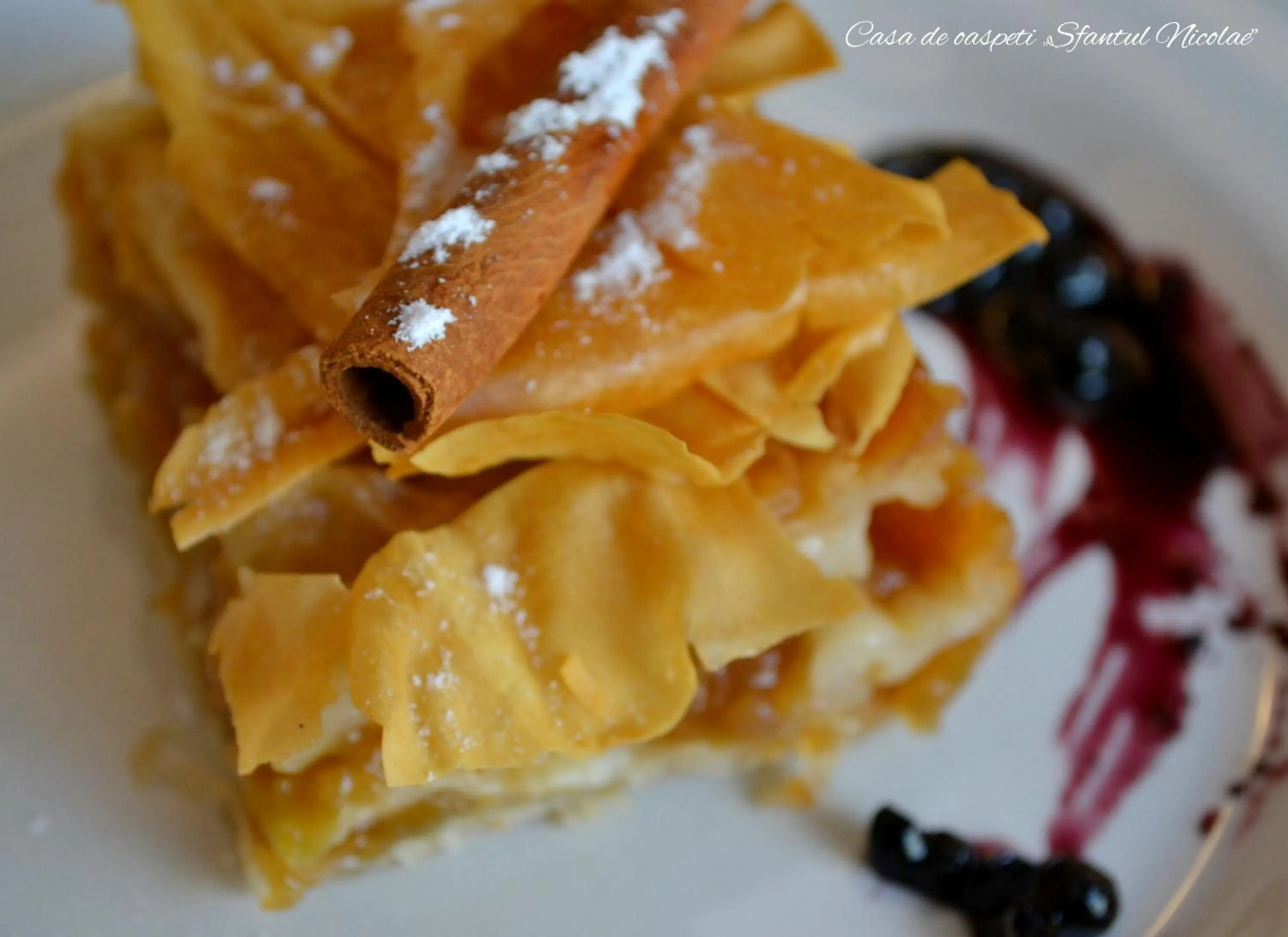 Restaurant/places to eat in Casa de Oaspeți Sfântul Nicolae