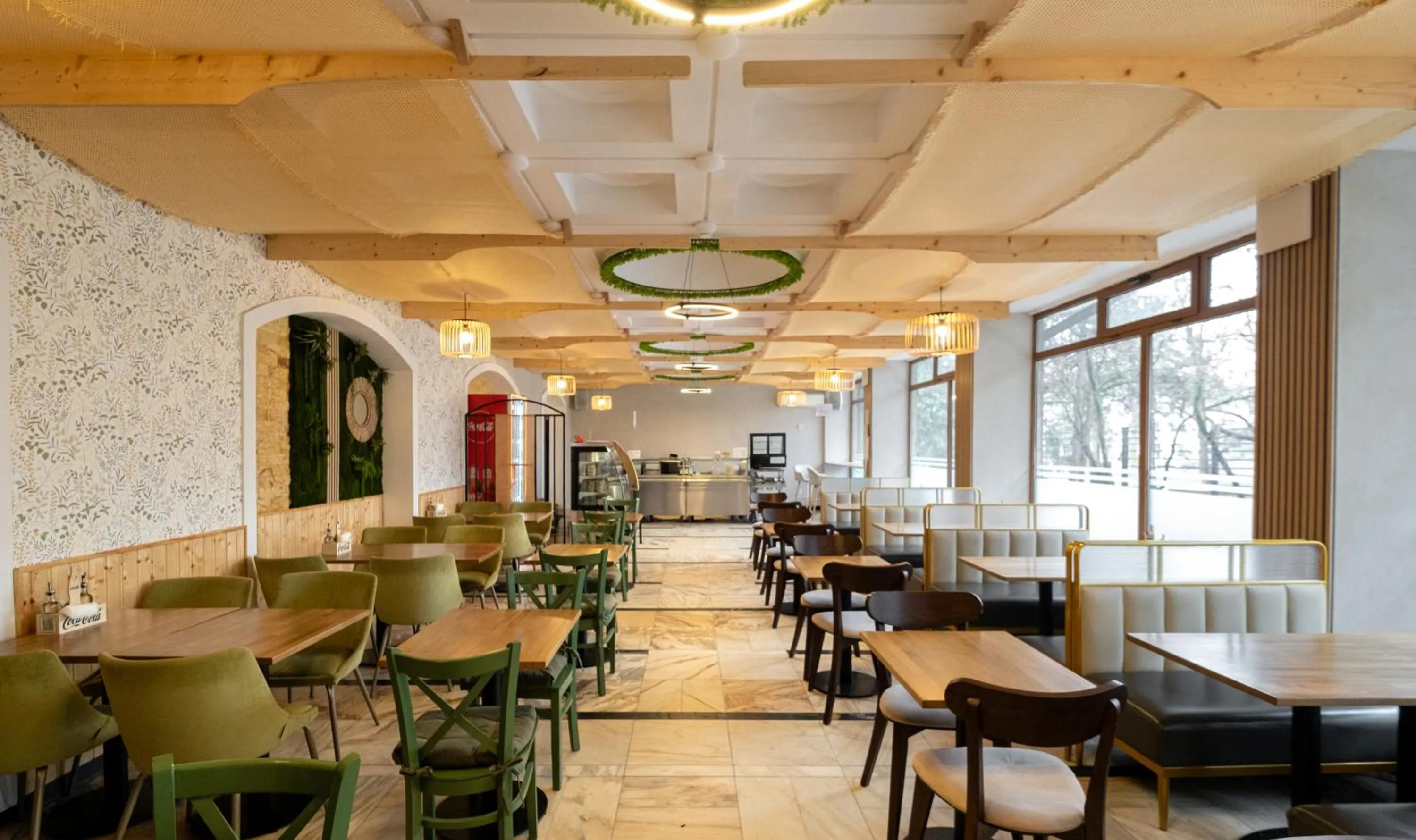 Restaurant/places to eat in Casa de Oaspeți Sfântul Nicolae