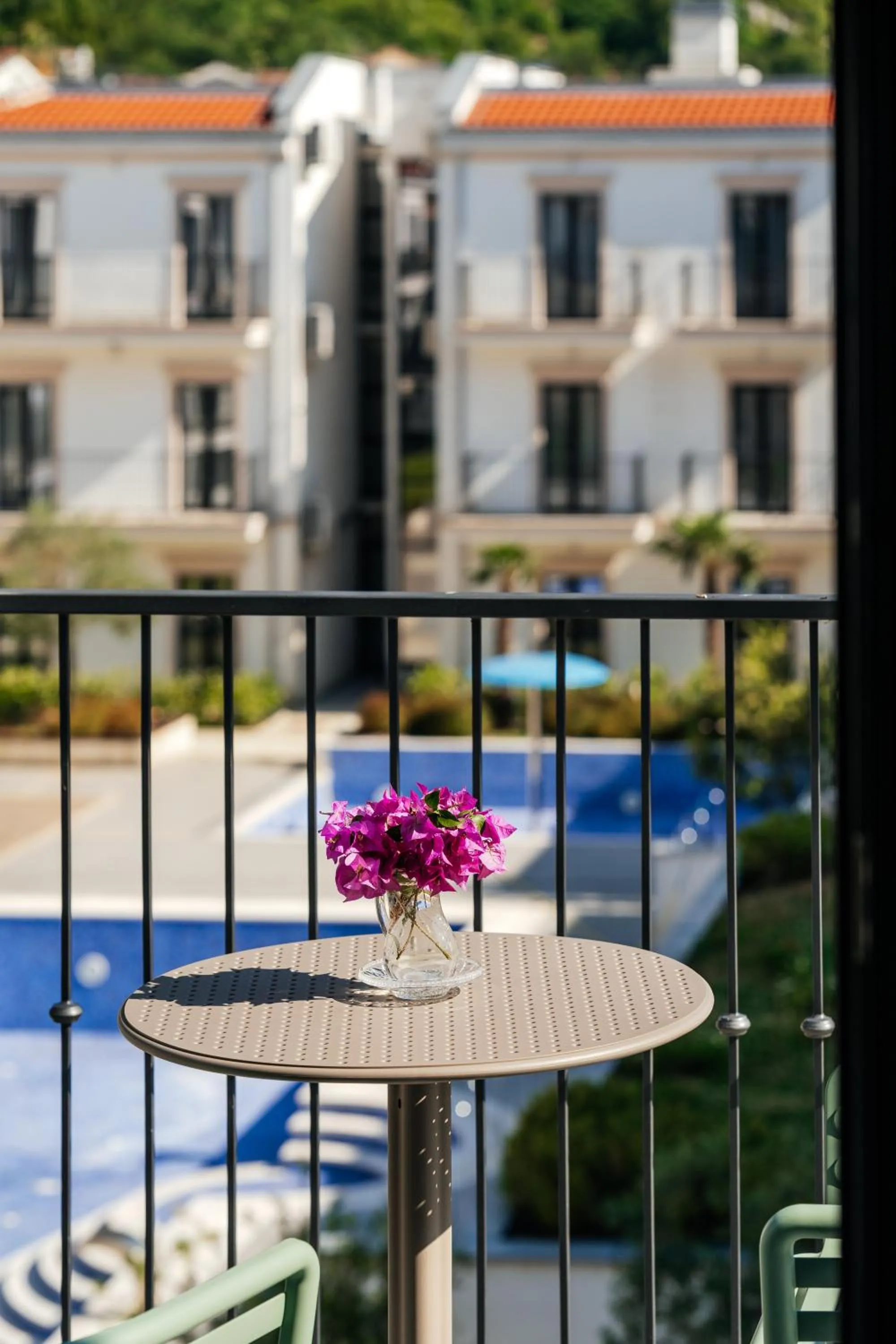 Pool view in Risan Bay