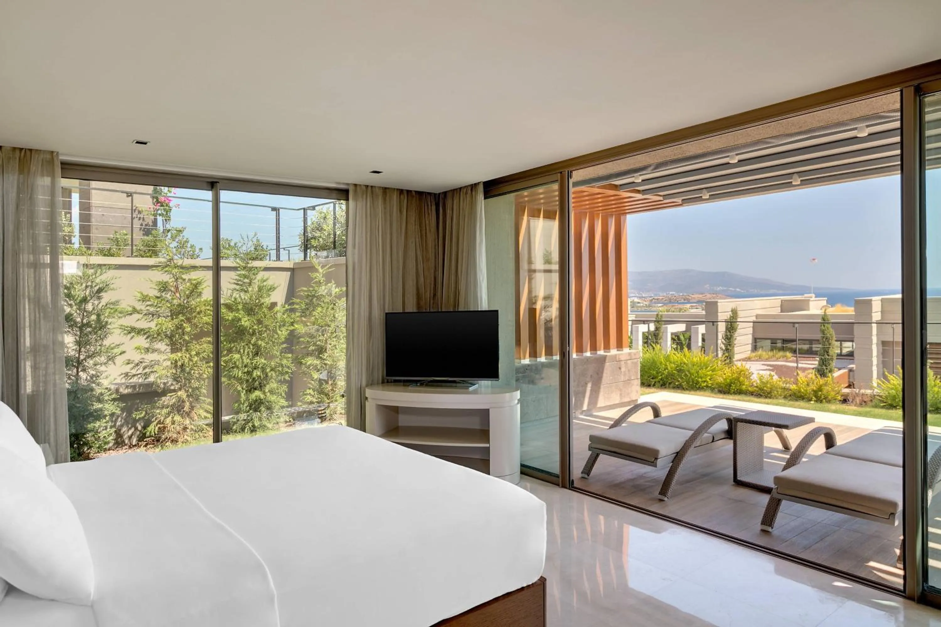 Bedroom, Bed in Caresse, a Luxury Collection Resort & Spa, Bodrum