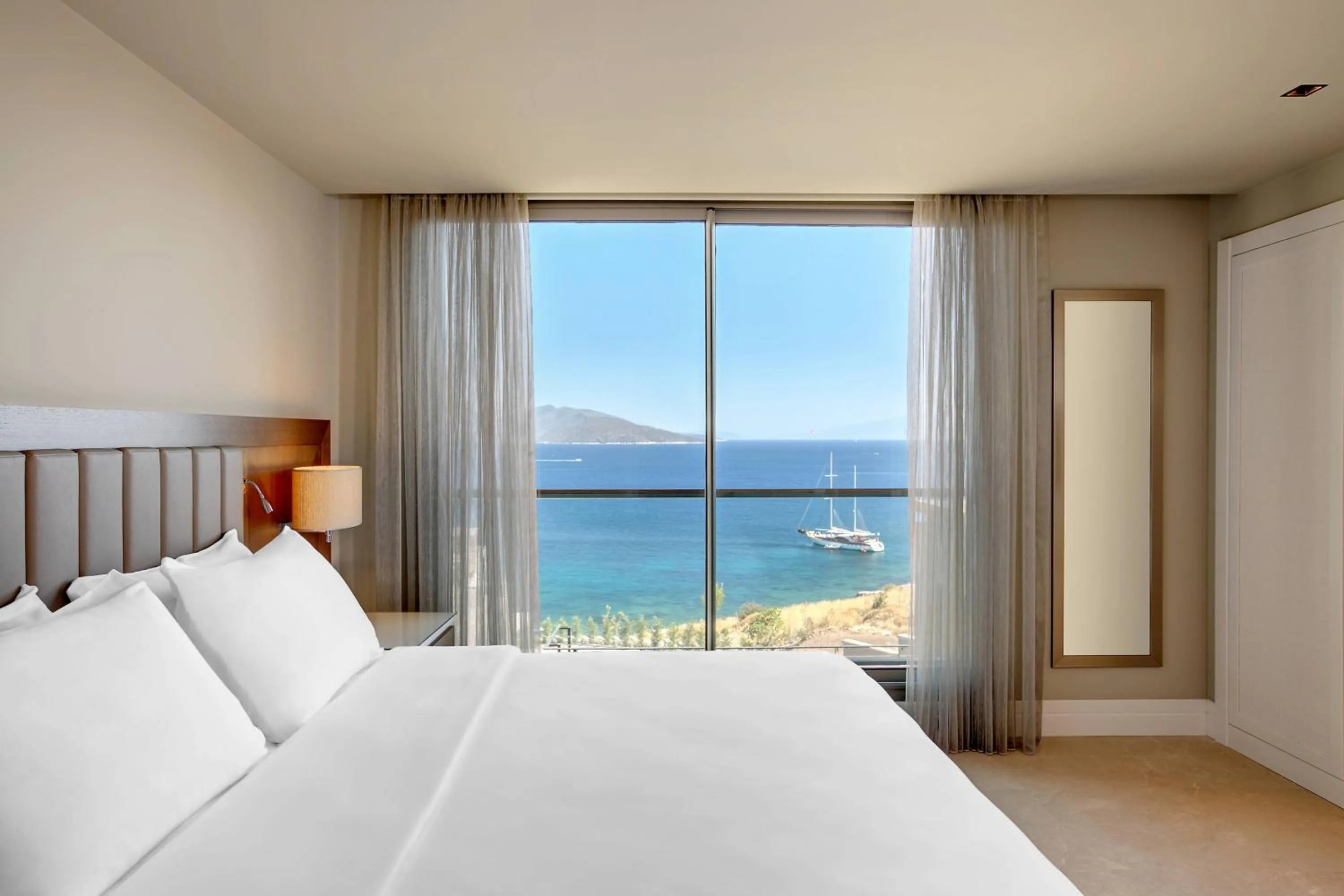 Bedroom, Bed in Caresse, a Luxury Collection Resort & Spa, Bodrum