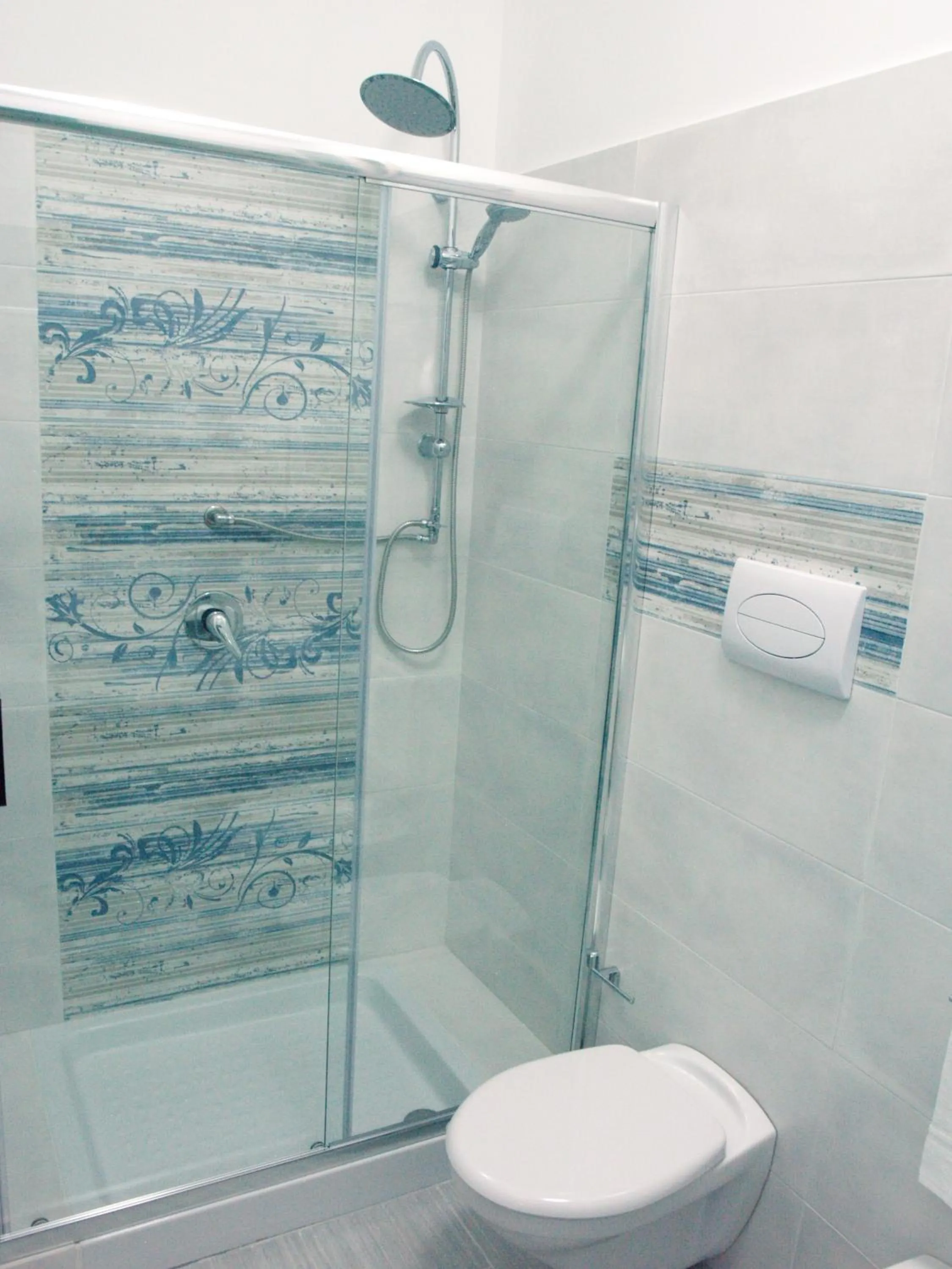 Shower in Residence Le Isole