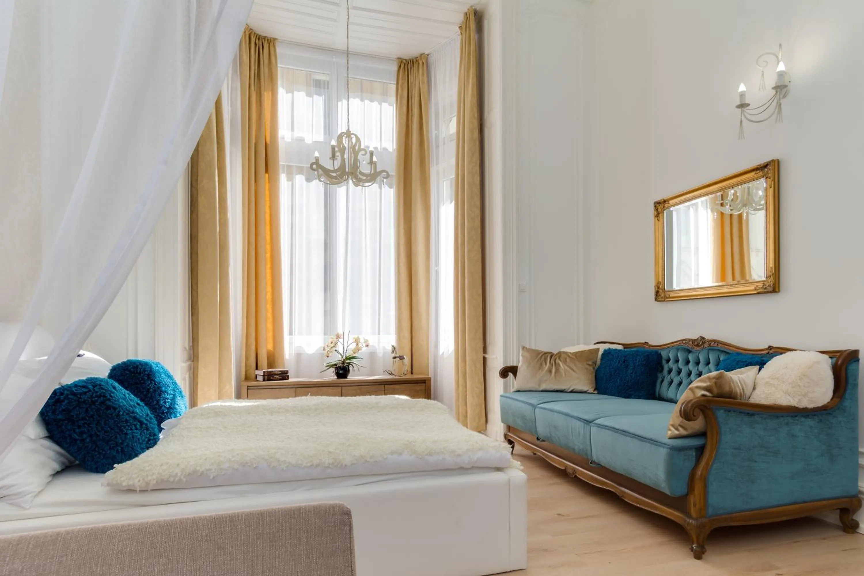 Bella DeLux Apartment