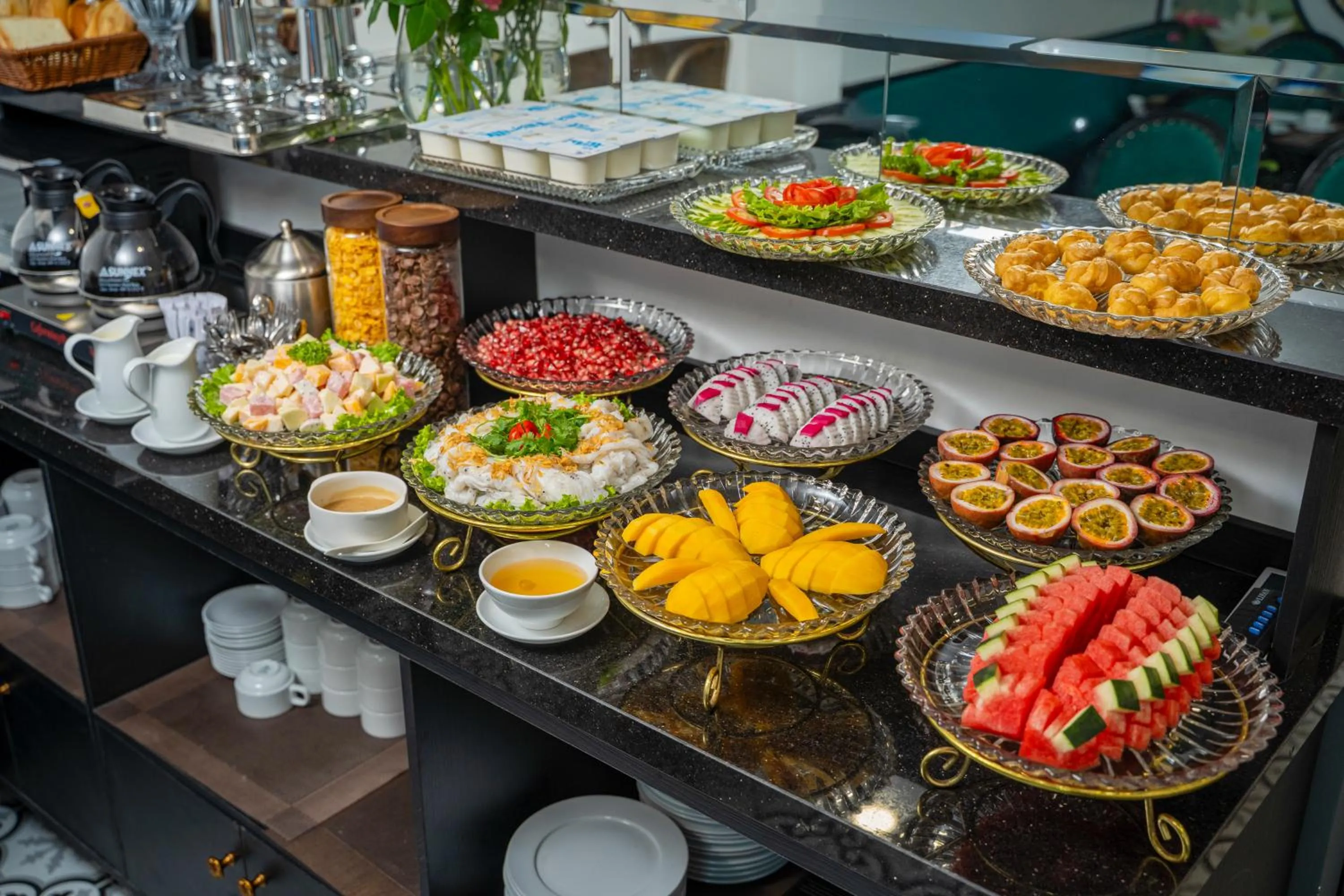 Food and drinks in Hanoi Jasmine Premium Hotel & Travel