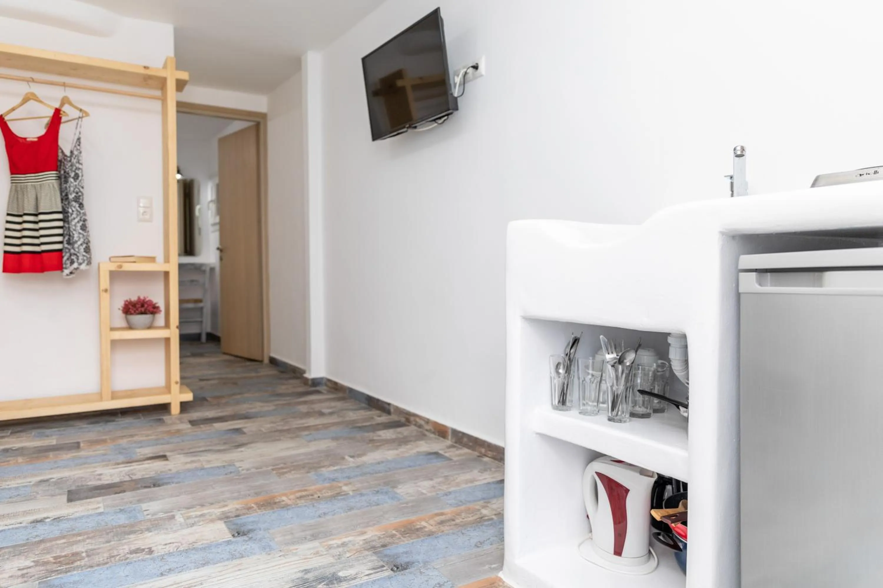 Kitchen or kitchenette in Depis luxury suites