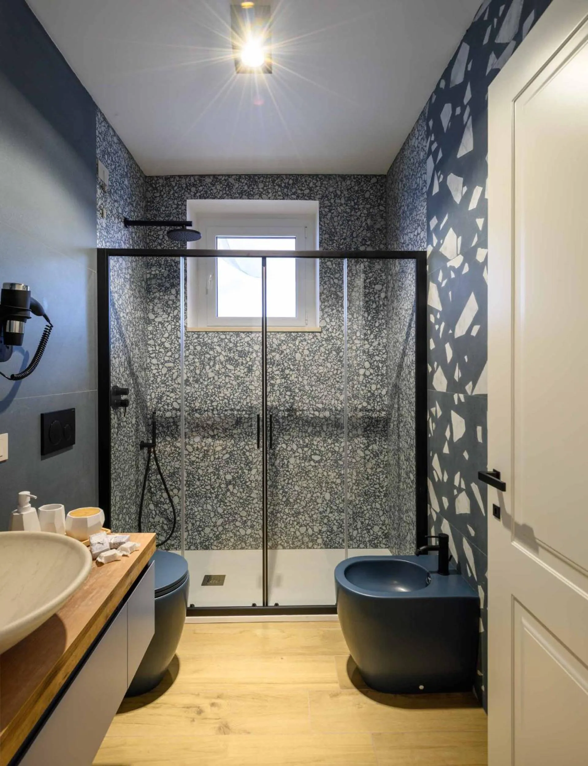 Shower in B&B Dimora Morelli