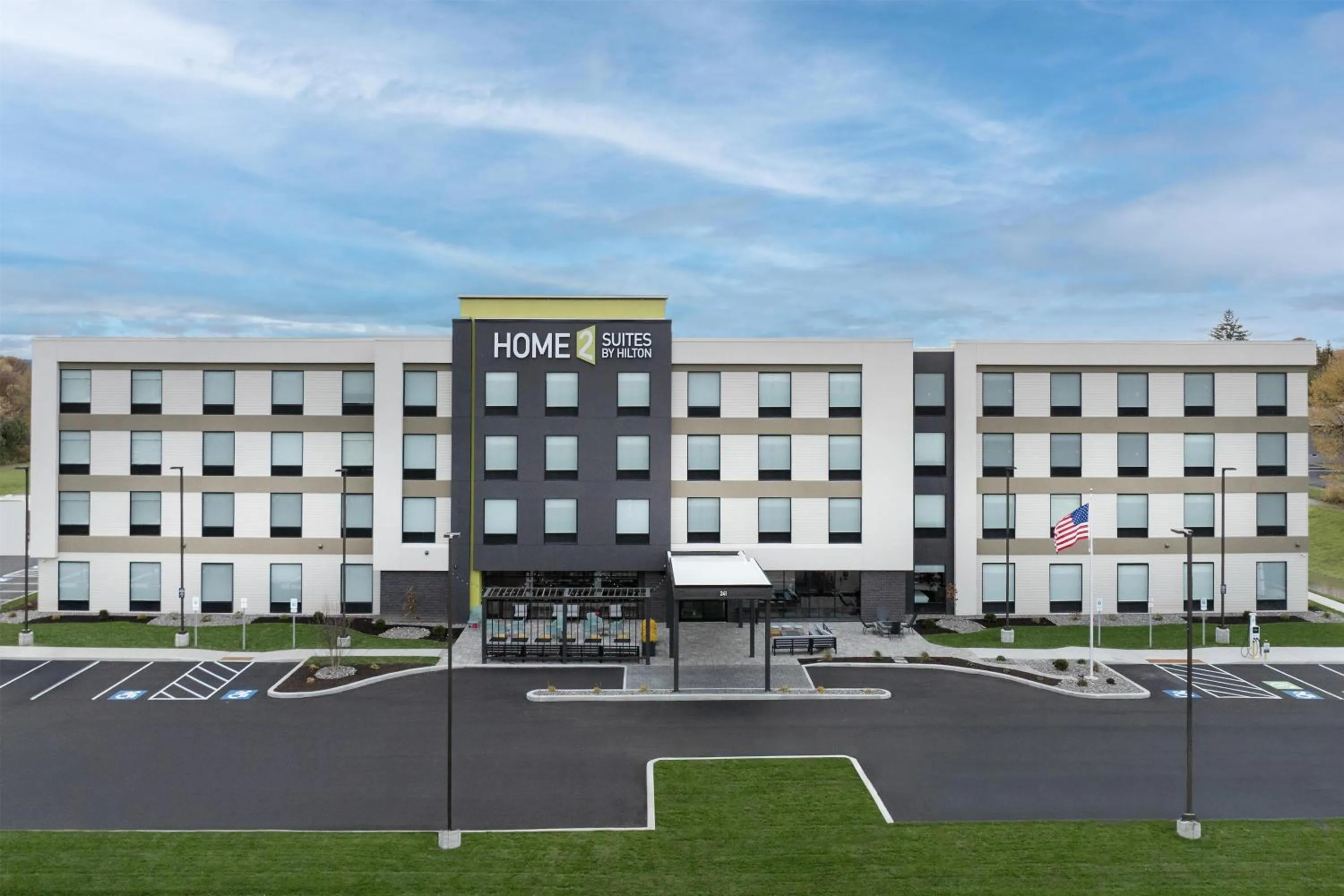 Property building in Home2 Suites By Hilton Syracuse Liverpool Airport Area