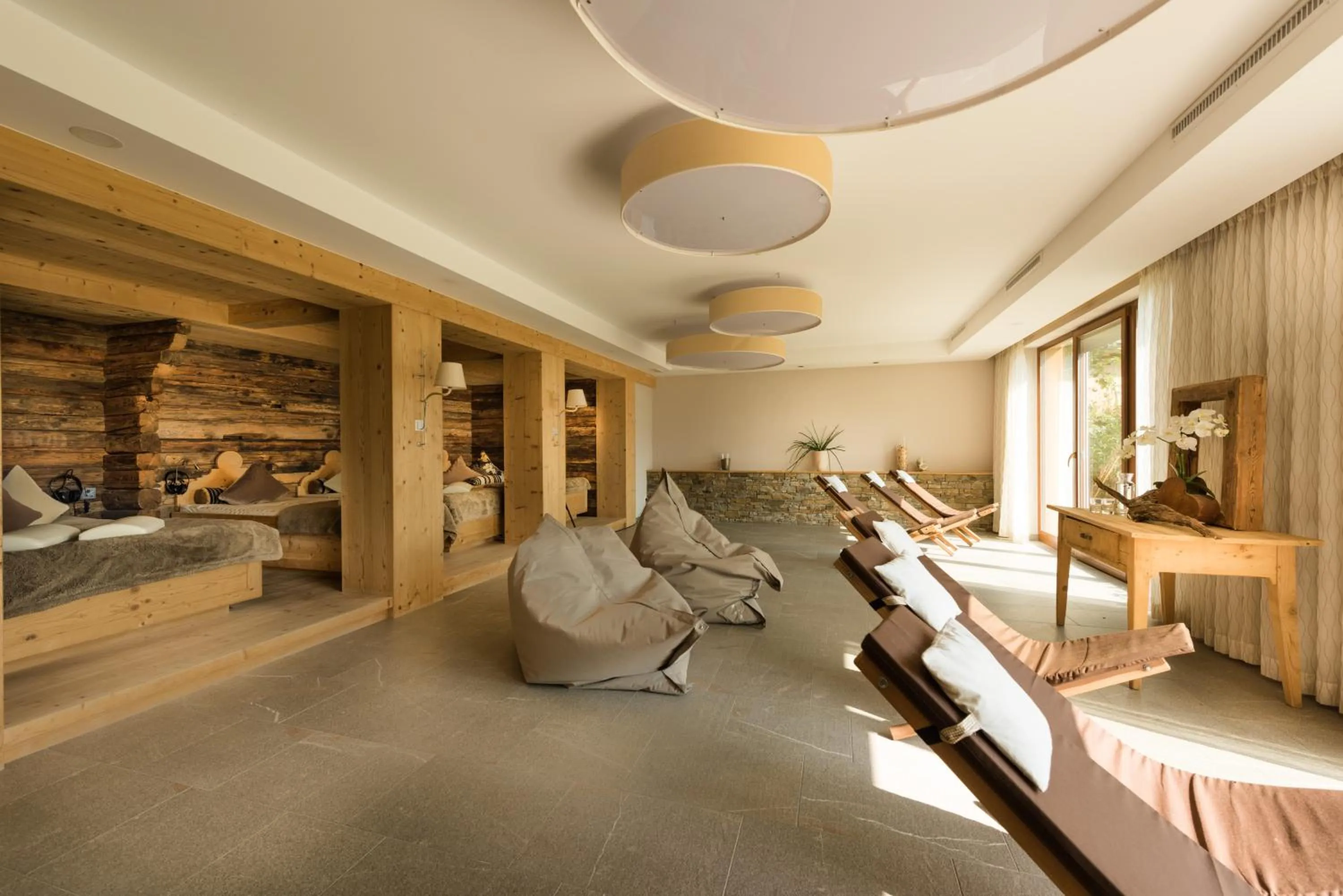 Property building, Bed in Bärenhotel