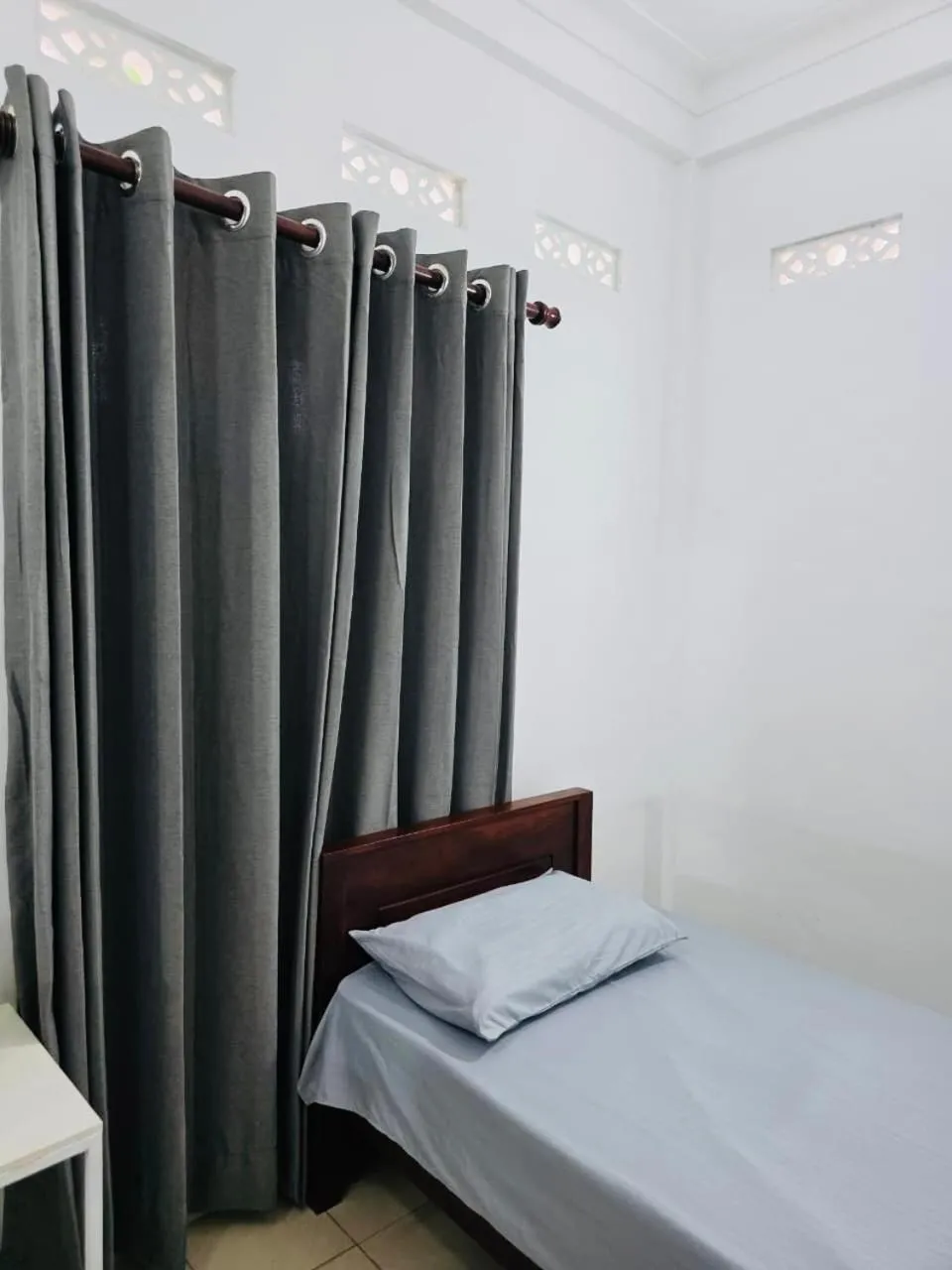 Hotel Jay R
