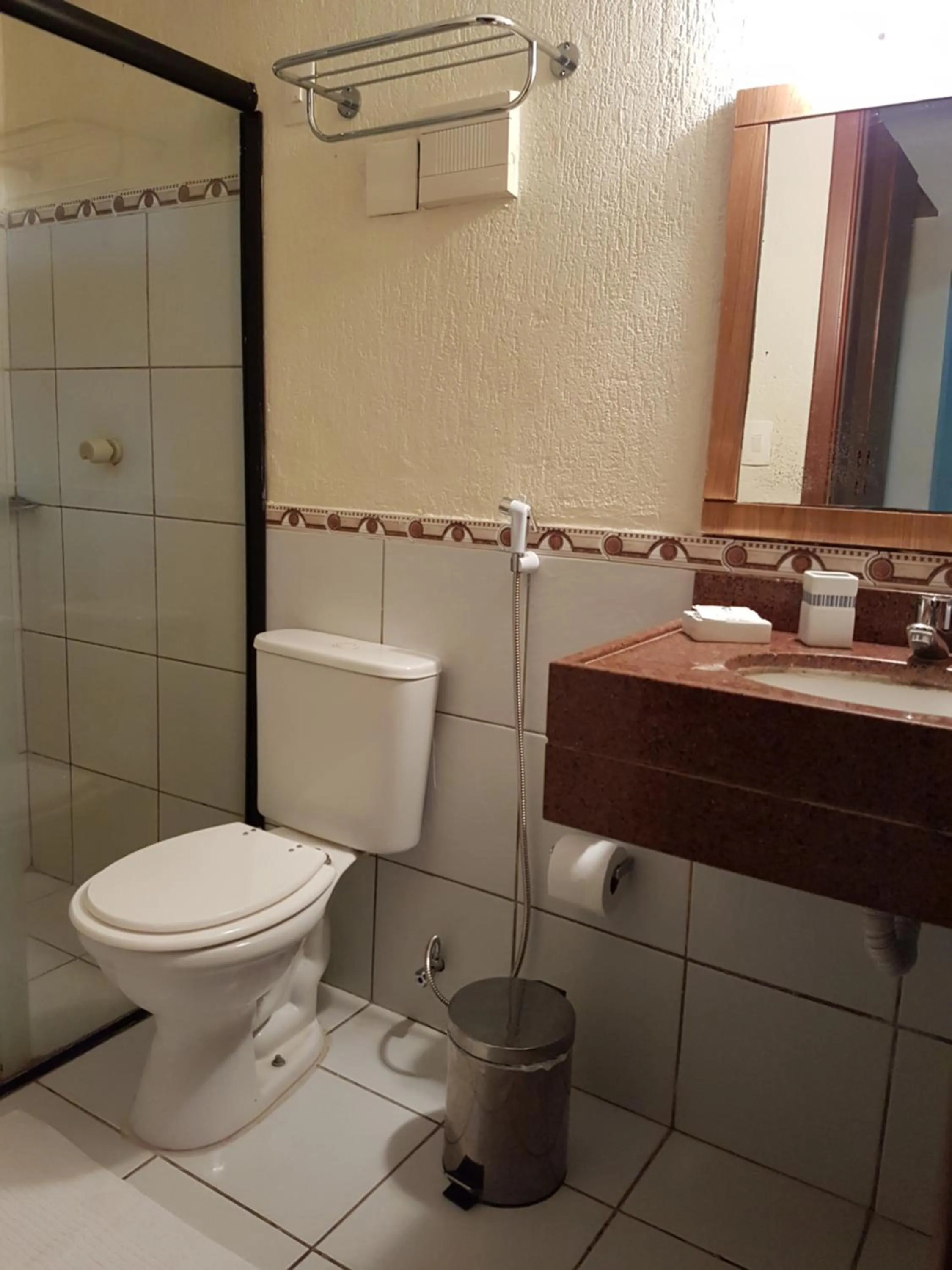 Bathroom in Vilamar Suítes