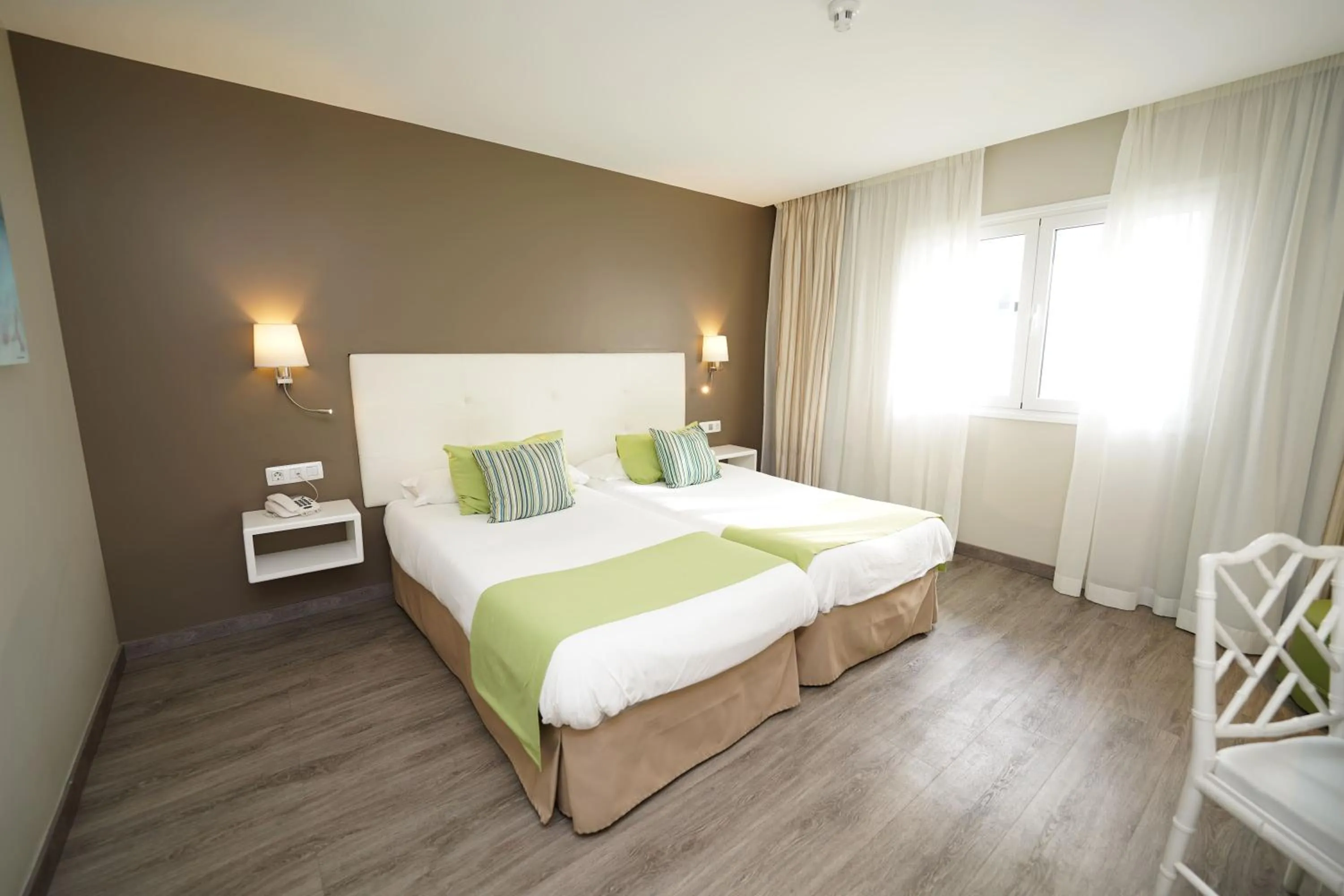 Bed in Hotel RF San Borondon