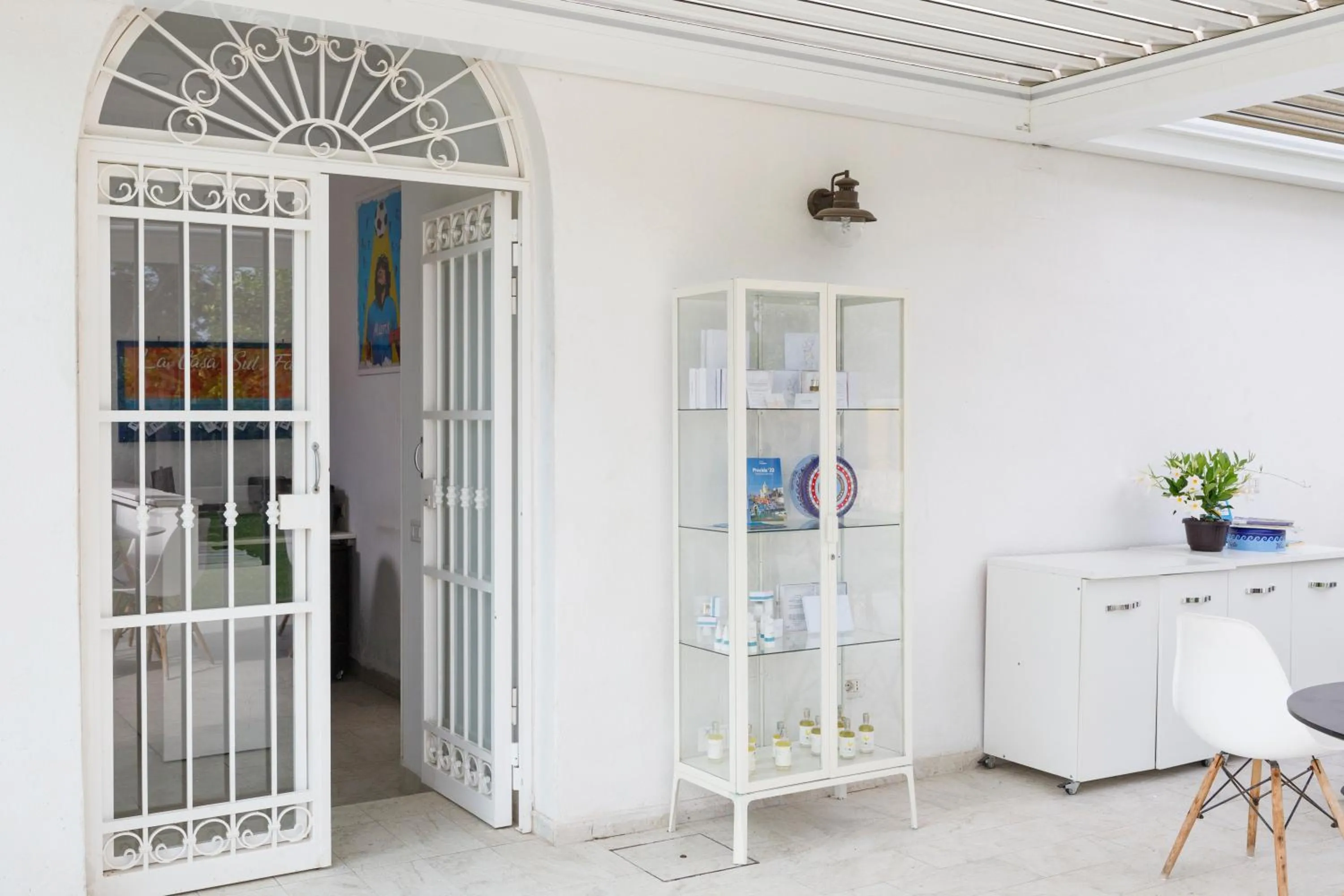 Property building in La Casa sul Faro