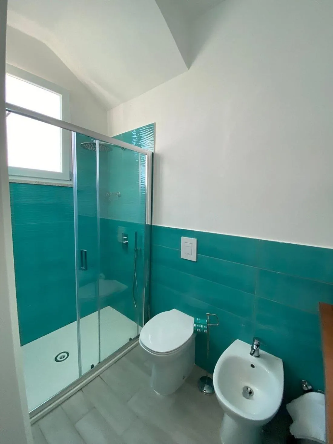 Shower in La Casa sul Faro