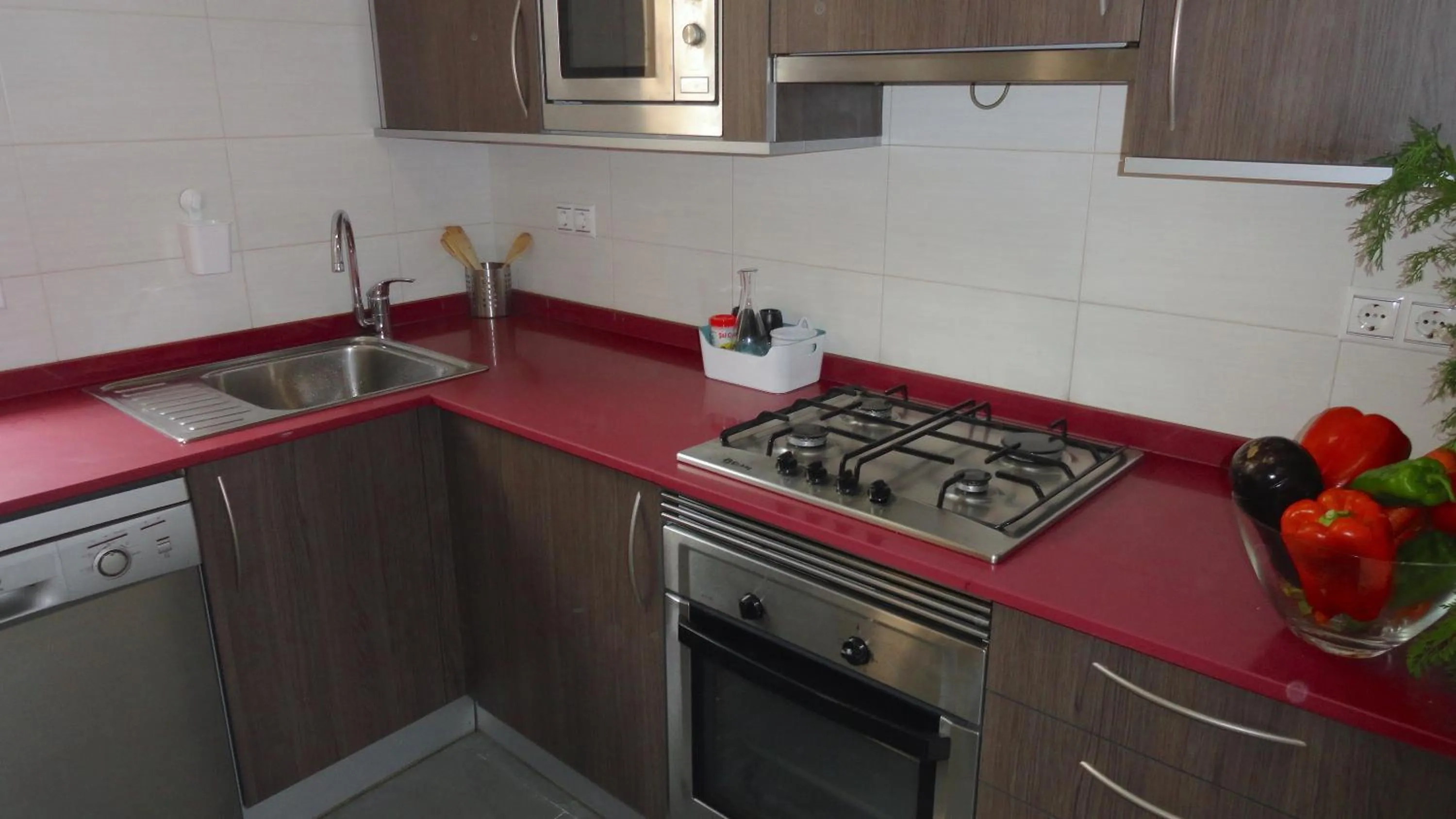 Kitchen or kitchenette in Apartamento zona playa de San Sebastian