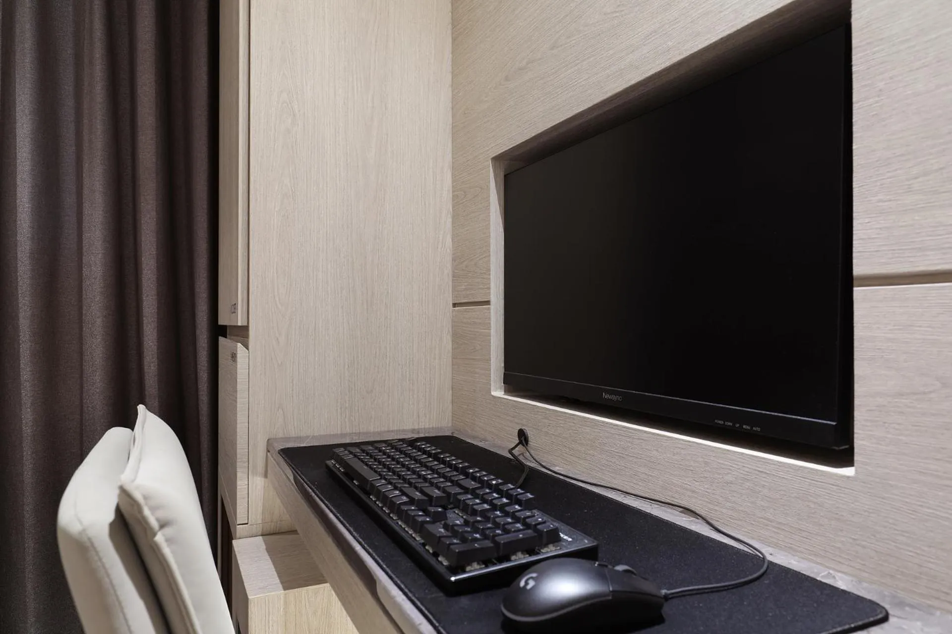 Hound Hotel Asan Terminal