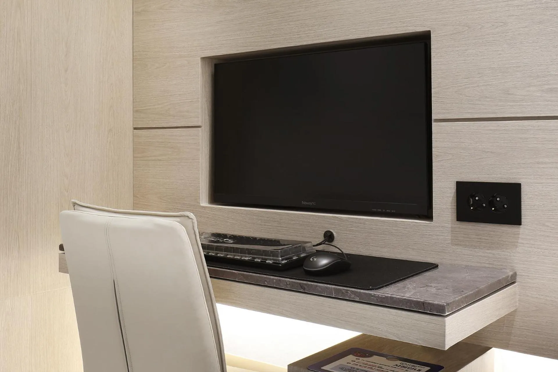 Hound Hotel Asan Terminal