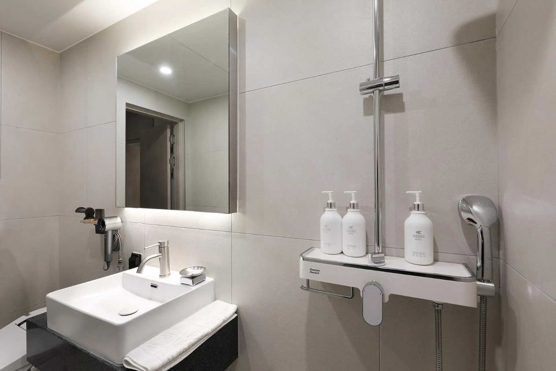 Hound Hotel Asan Terminal