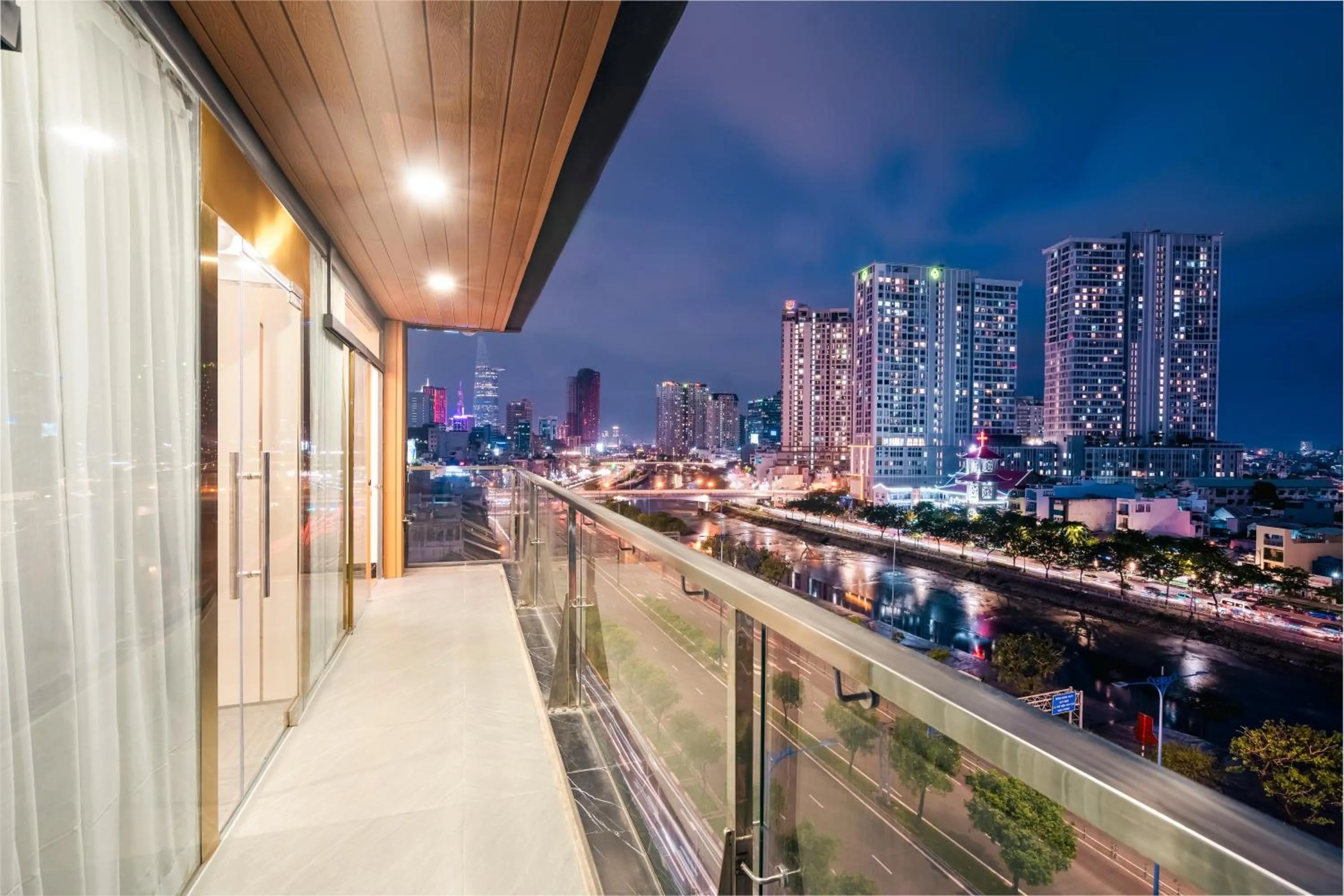 G8 Riverside Hotel Saigon