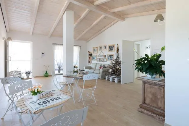 Facade/entrance in Like At Home B&B