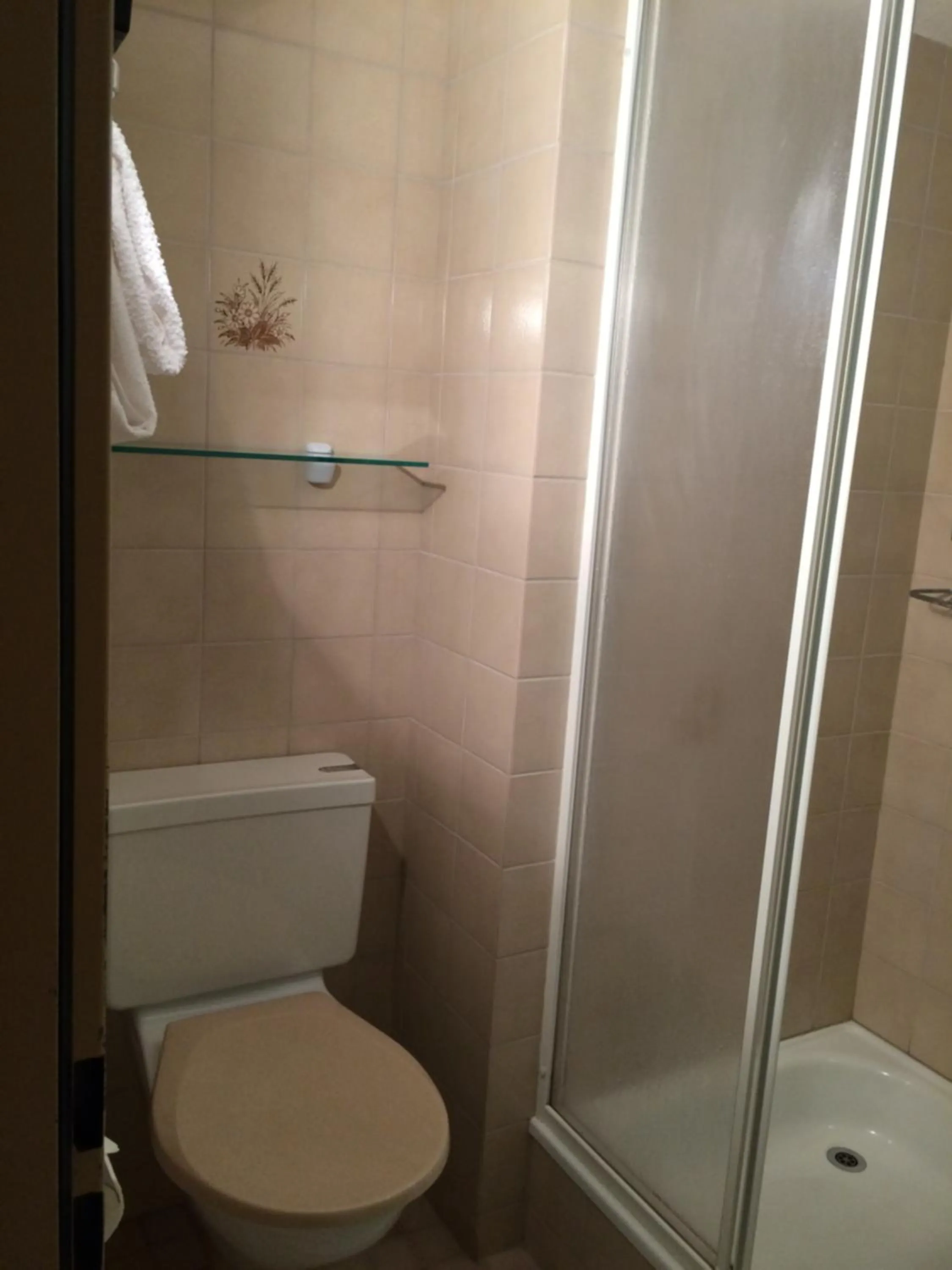 Bathroom in Hotel zum See