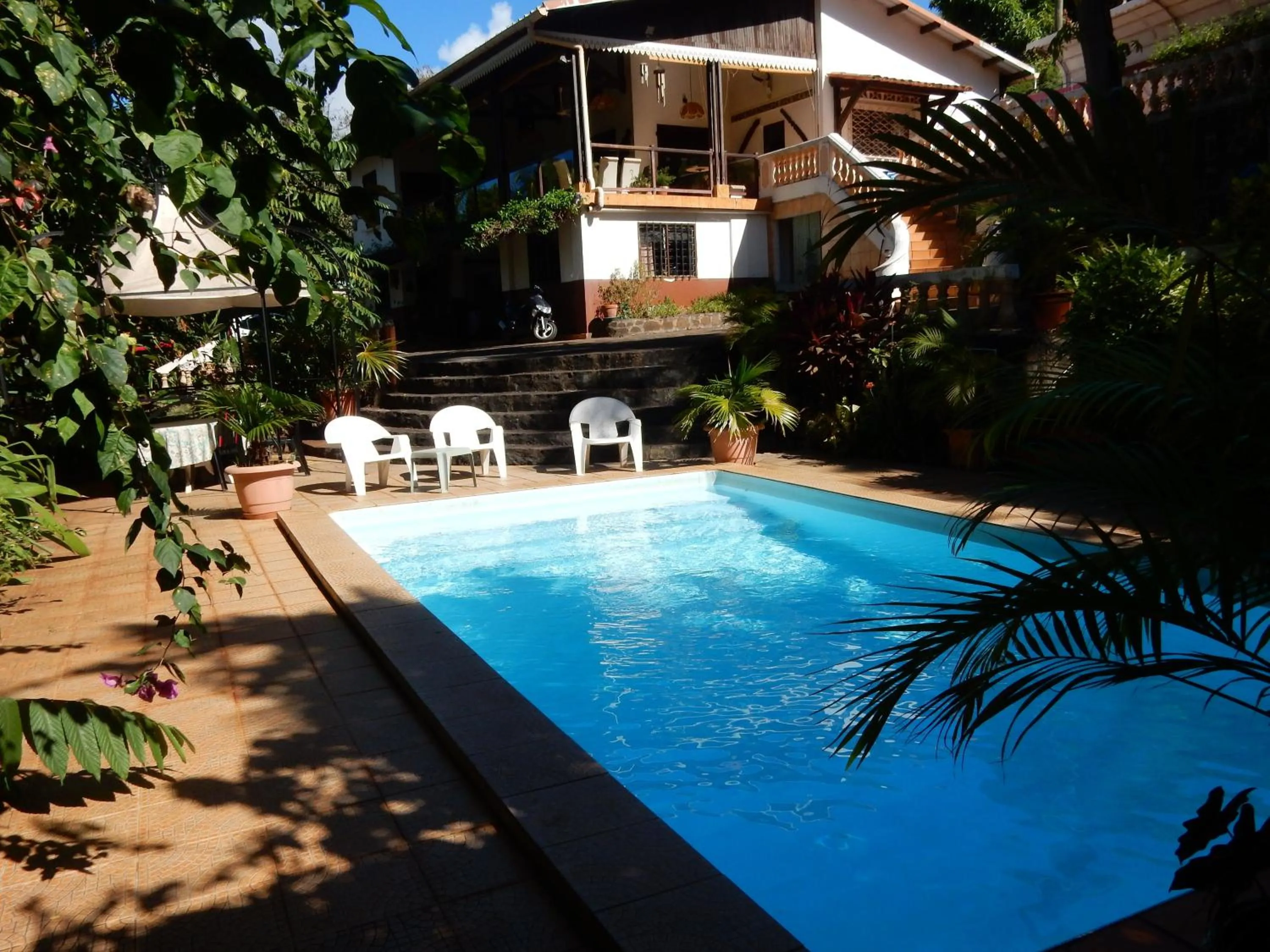 Facade/entrance in Sarl Mayoume