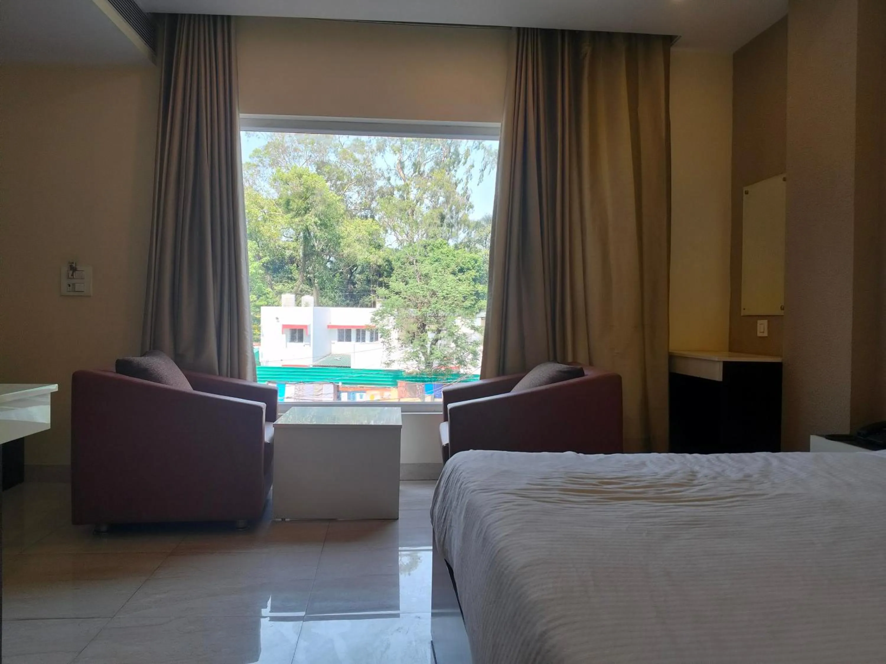 Superior Double Room - single occupancy in Hotel LUX by Heavenn
