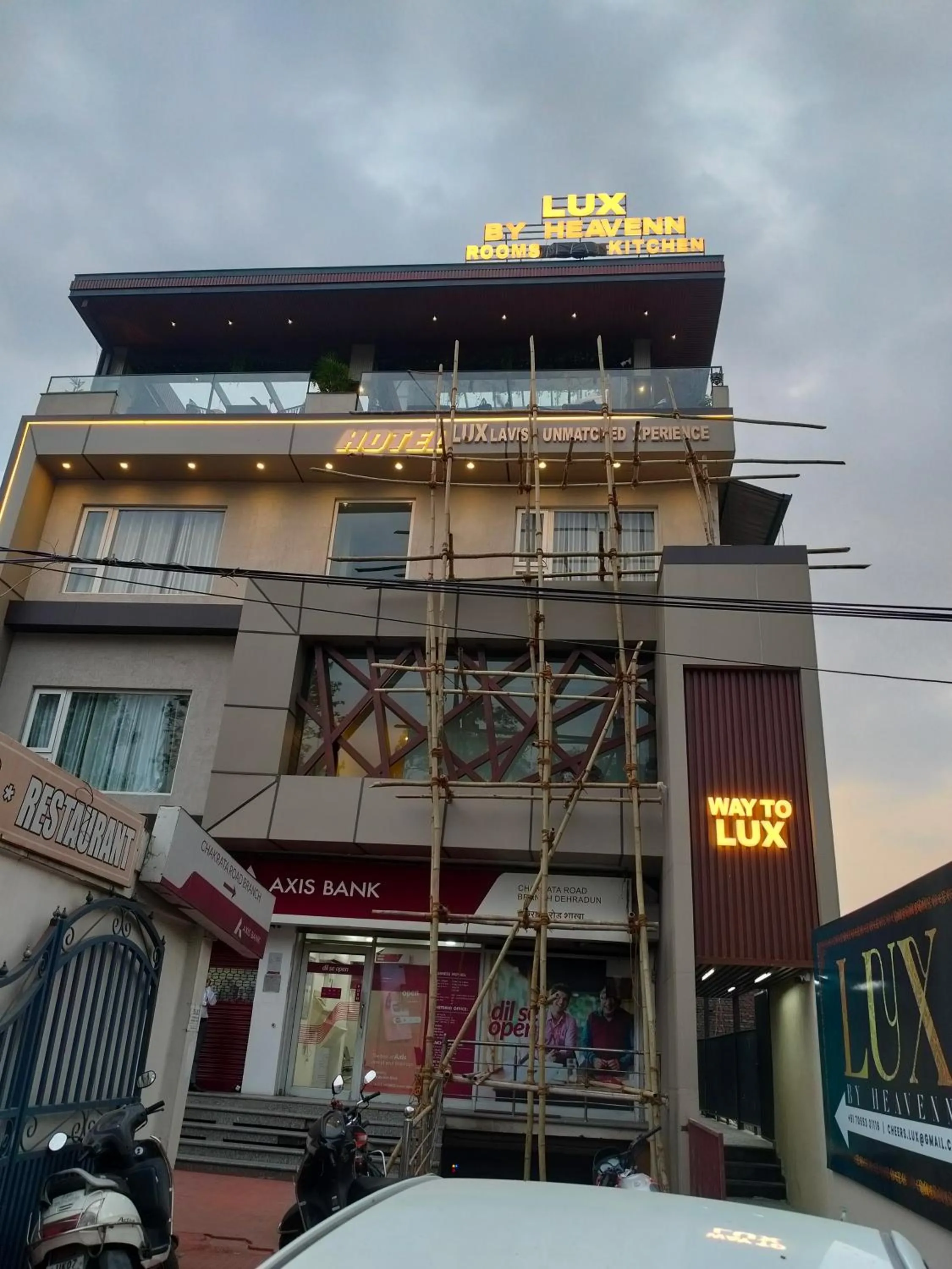 Hotel LUX by Heavenn