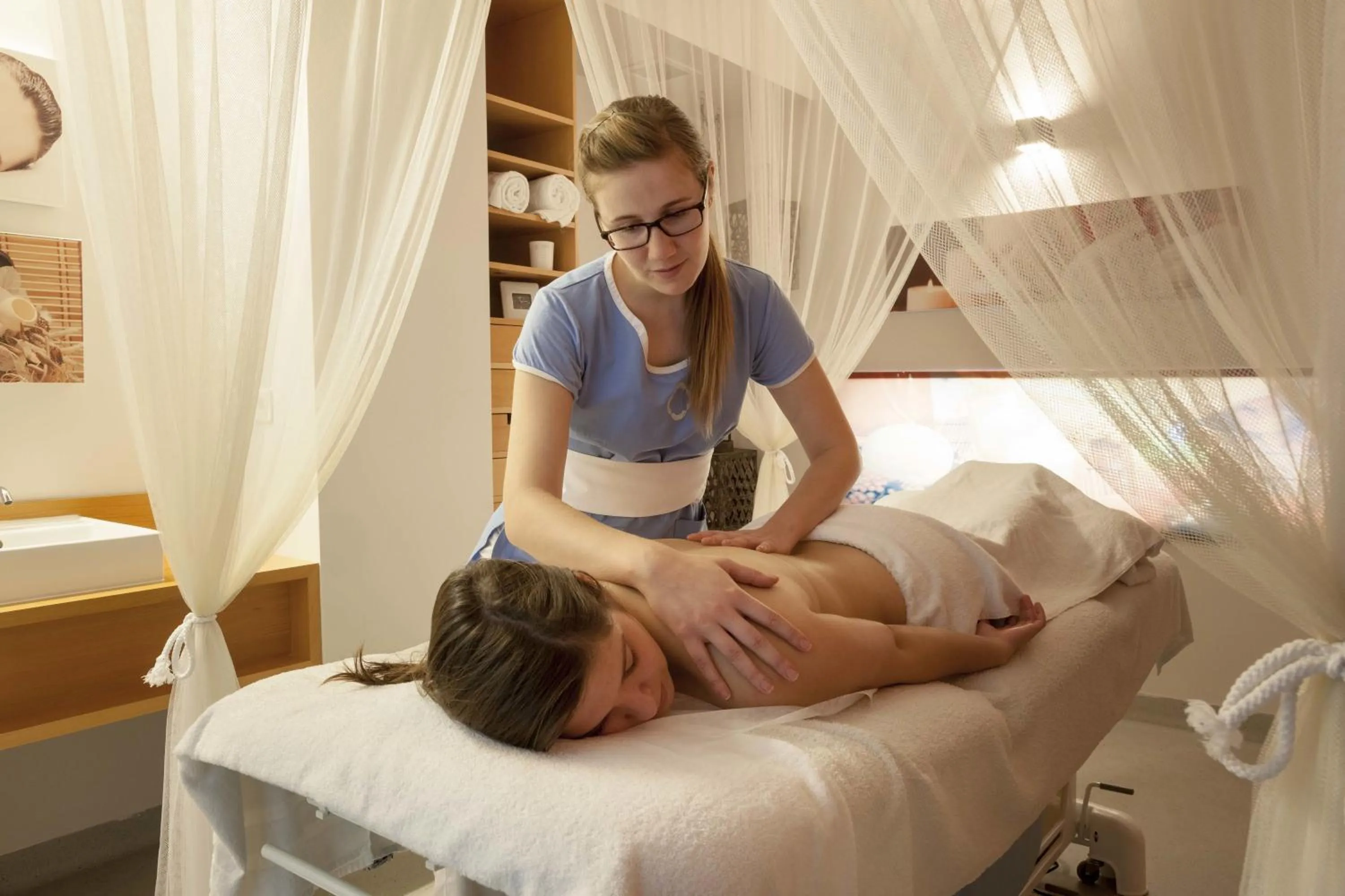 Massage in Cró Hotel Rural
