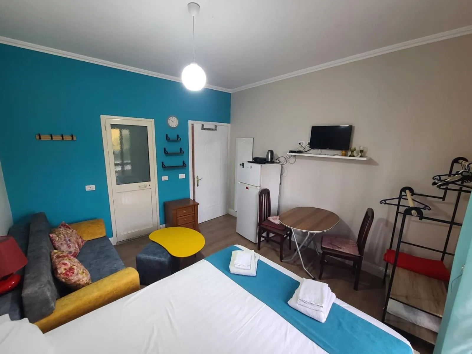 Photo of the whole room, Bed in My Apartments Durres