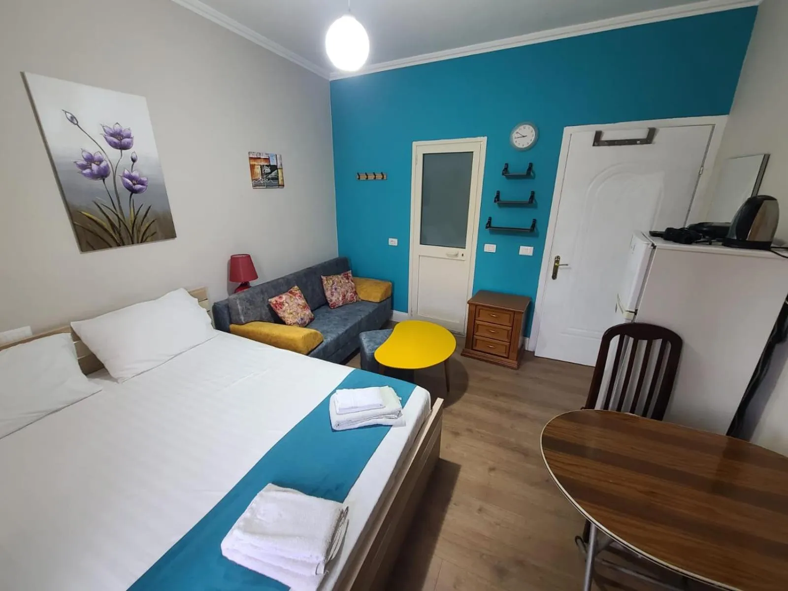 Photo of the whole room, Bed in My Apartments Durres