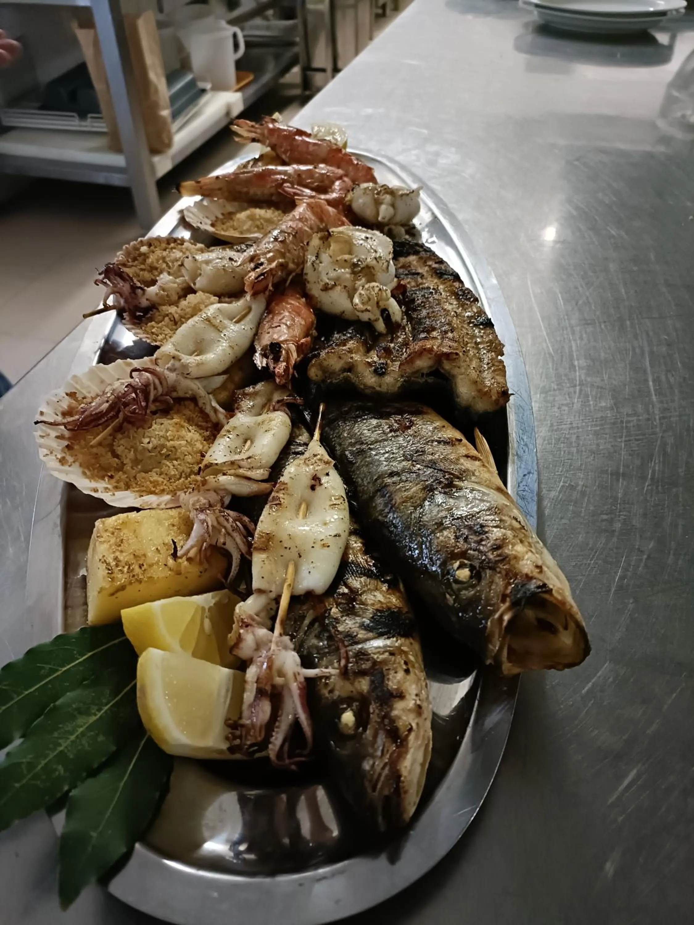 Restaurant/places to eat in Albergo ristorante Elena