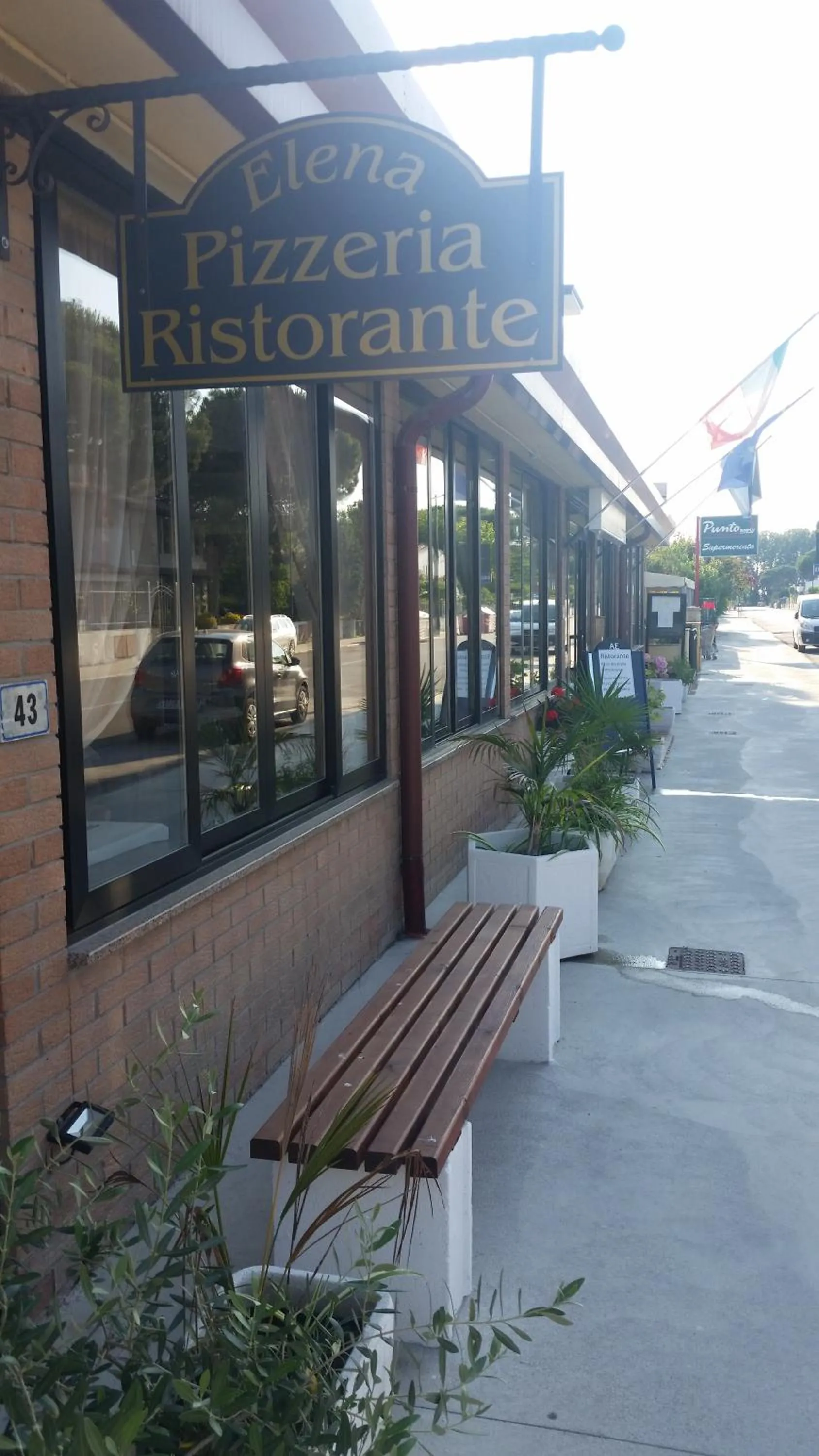 Facade/entrance in Albergo ristorante Elena