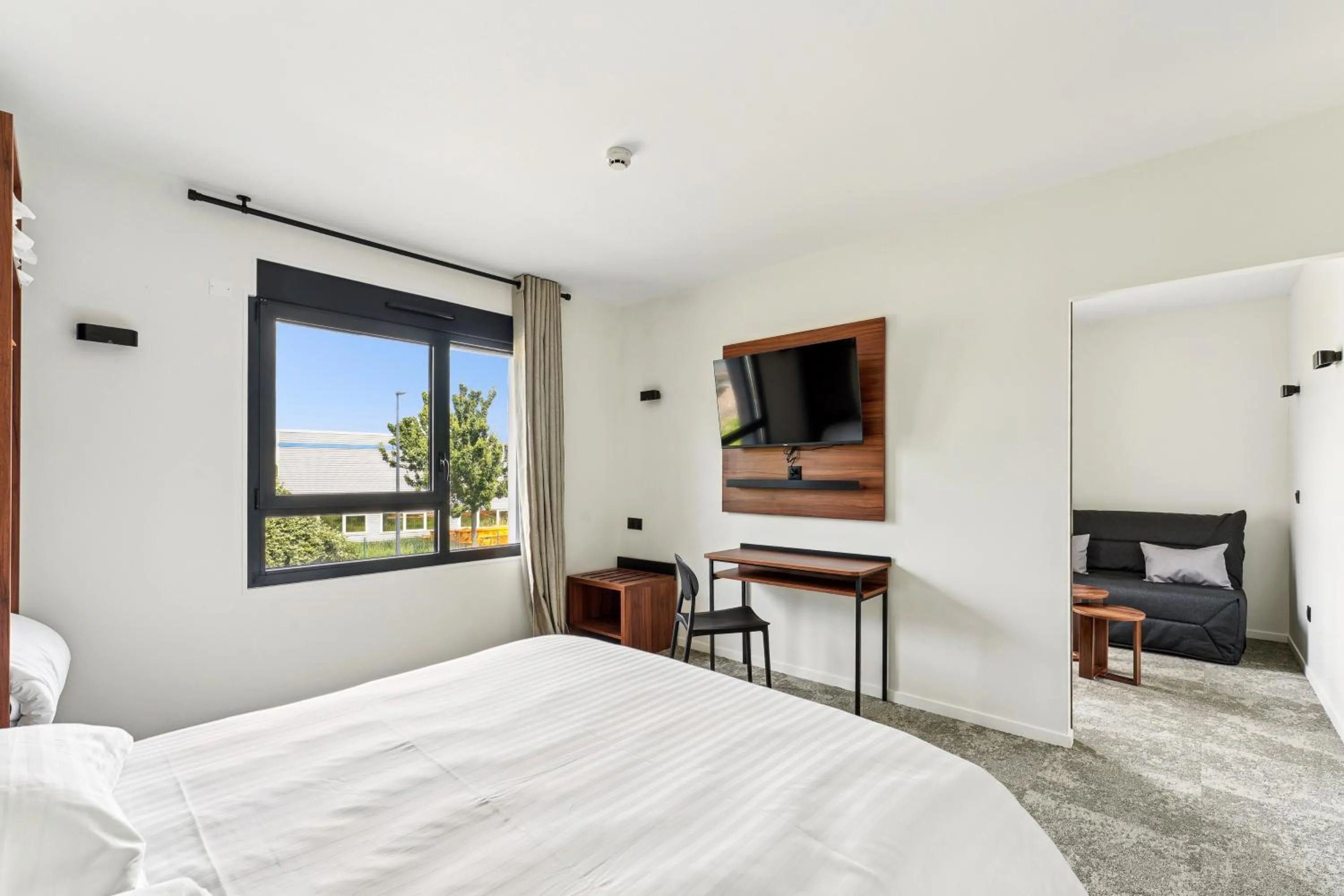 Bed in Hôtel Akena Pierrelaye