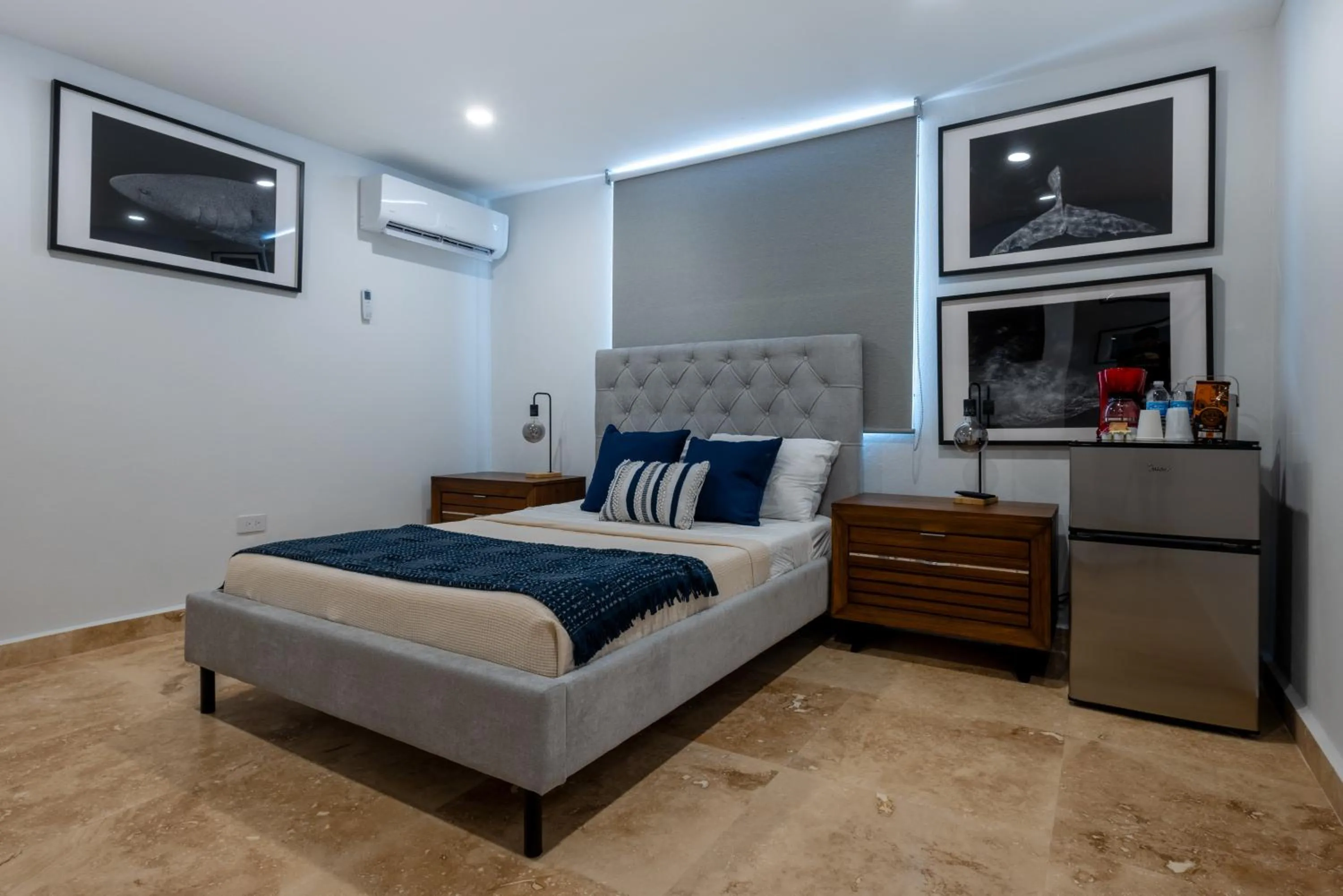 Bed in Anchors Hotel