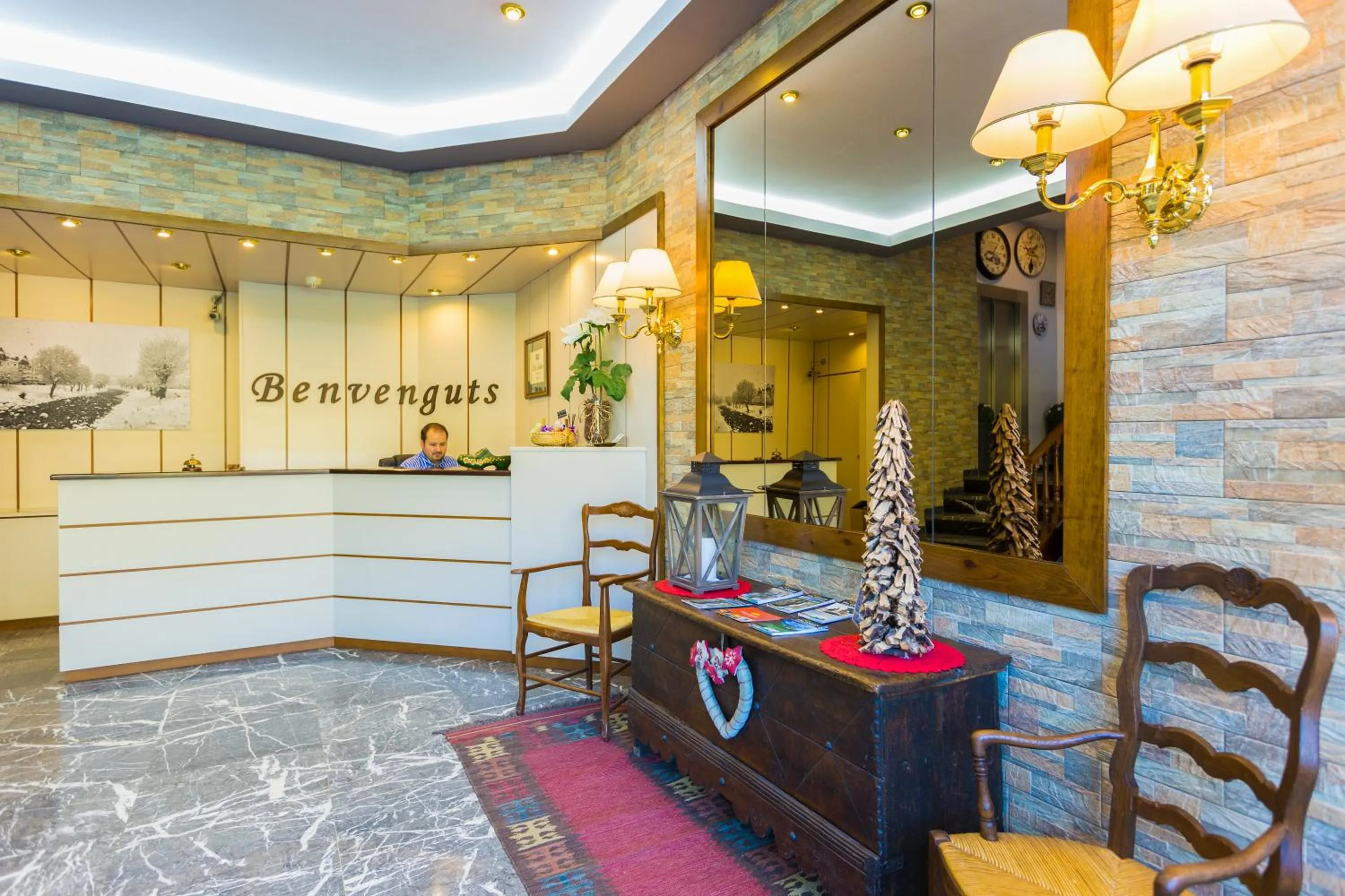 Lobby or reception in Hotel Eth Solan & SPA