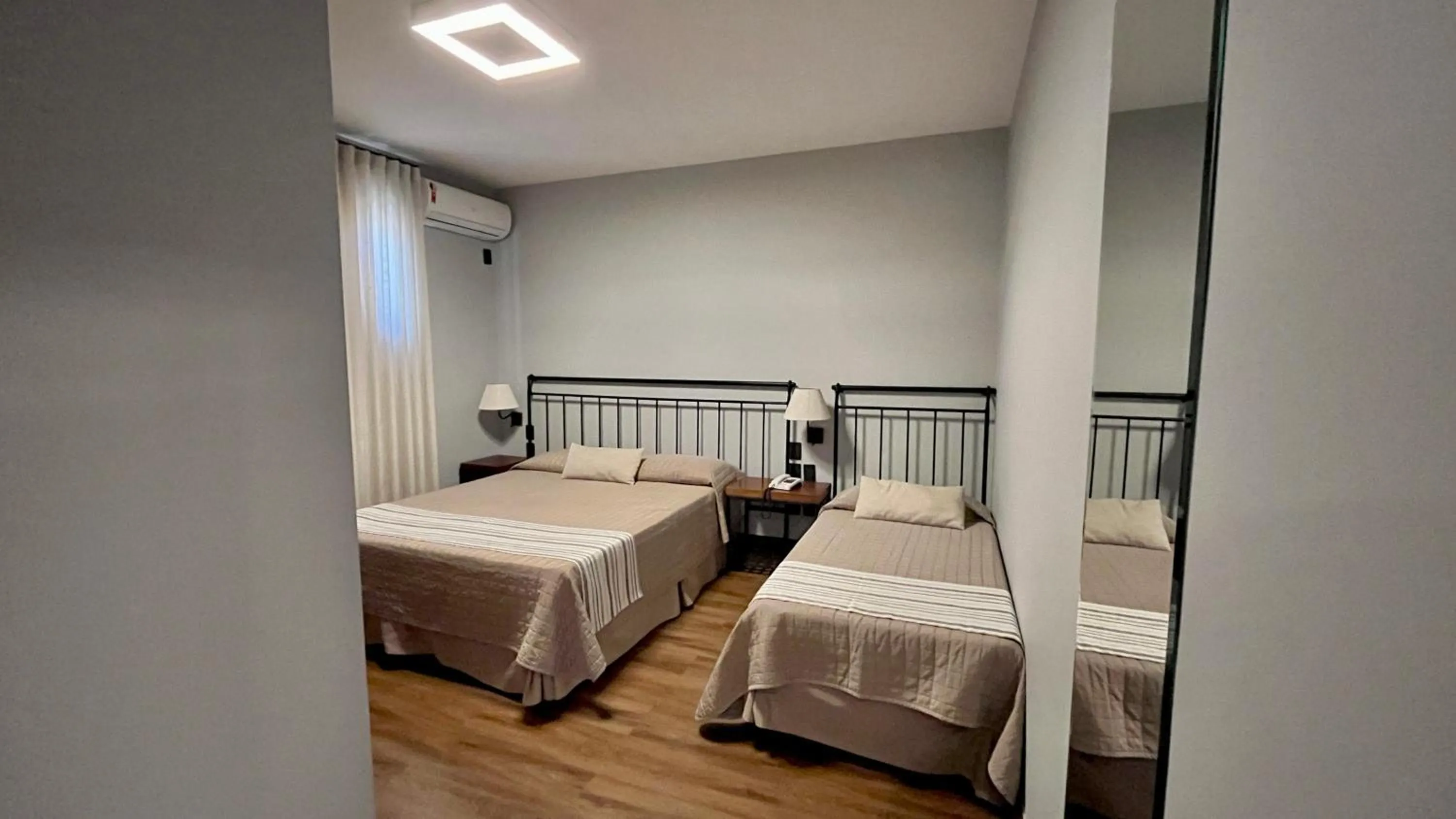 Bed in Hotel Vila Serrana