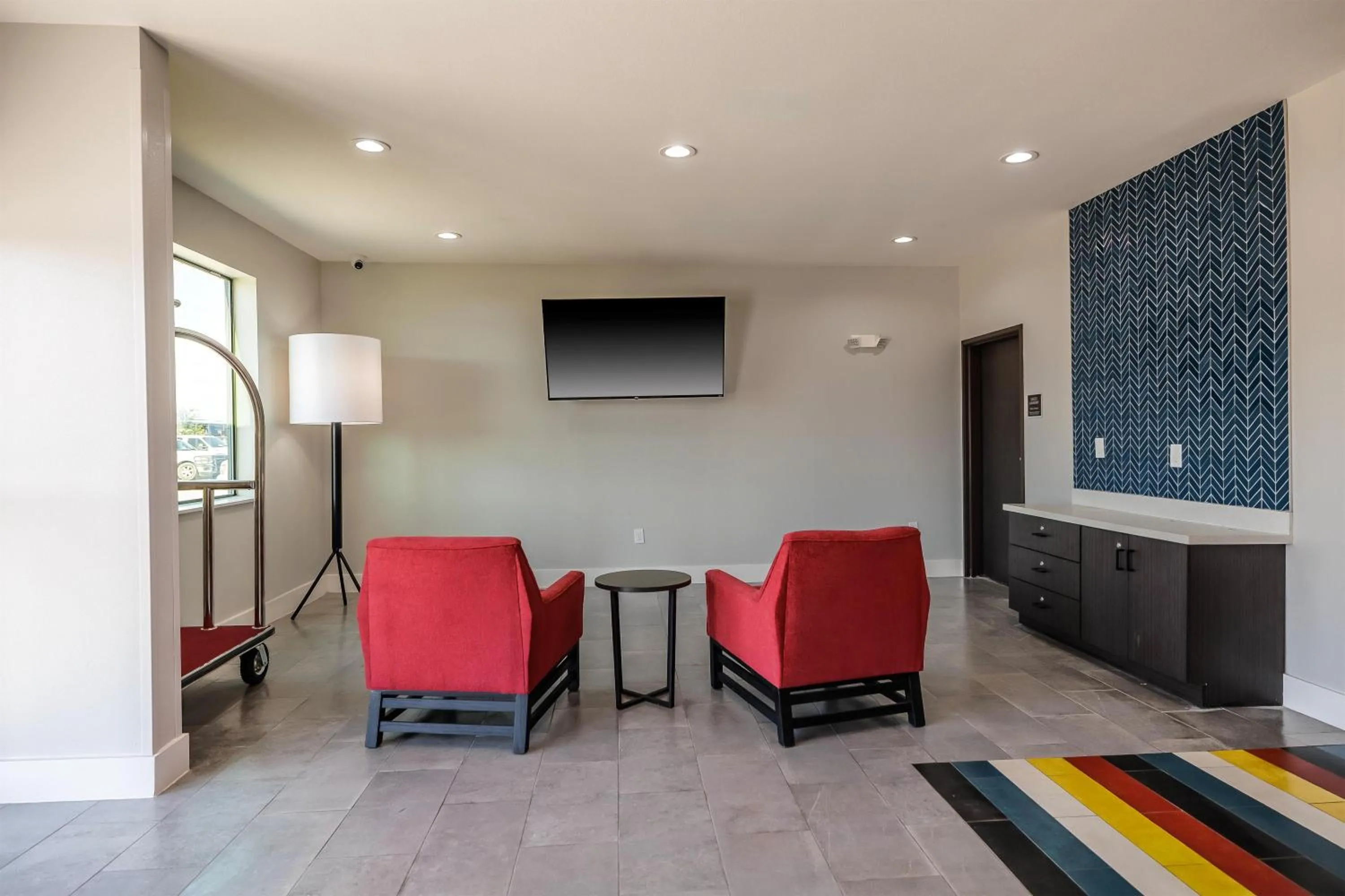 Lobby or reception in Studio 6 Giddings