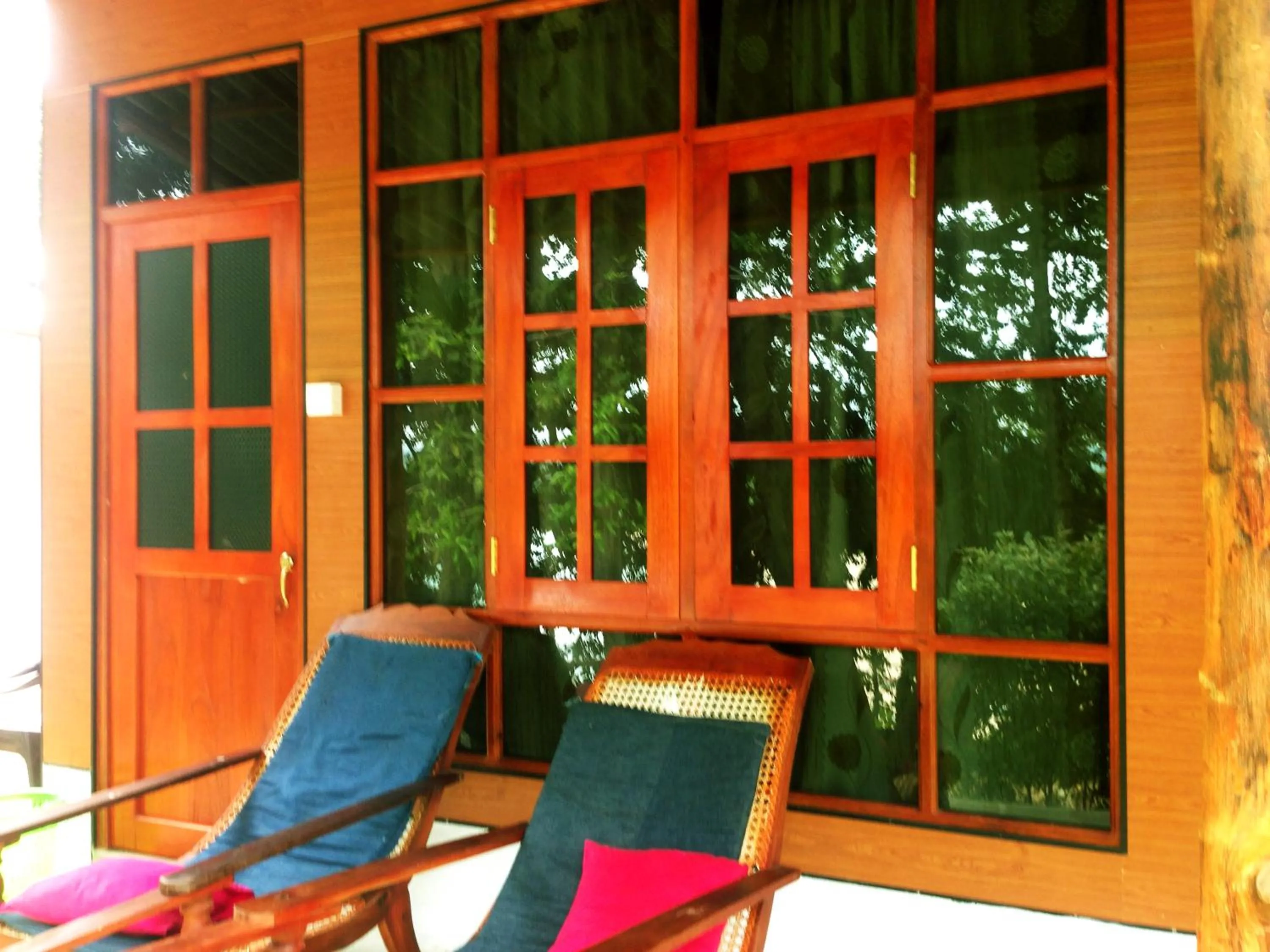 Seating area in Talalla Freedom Resort