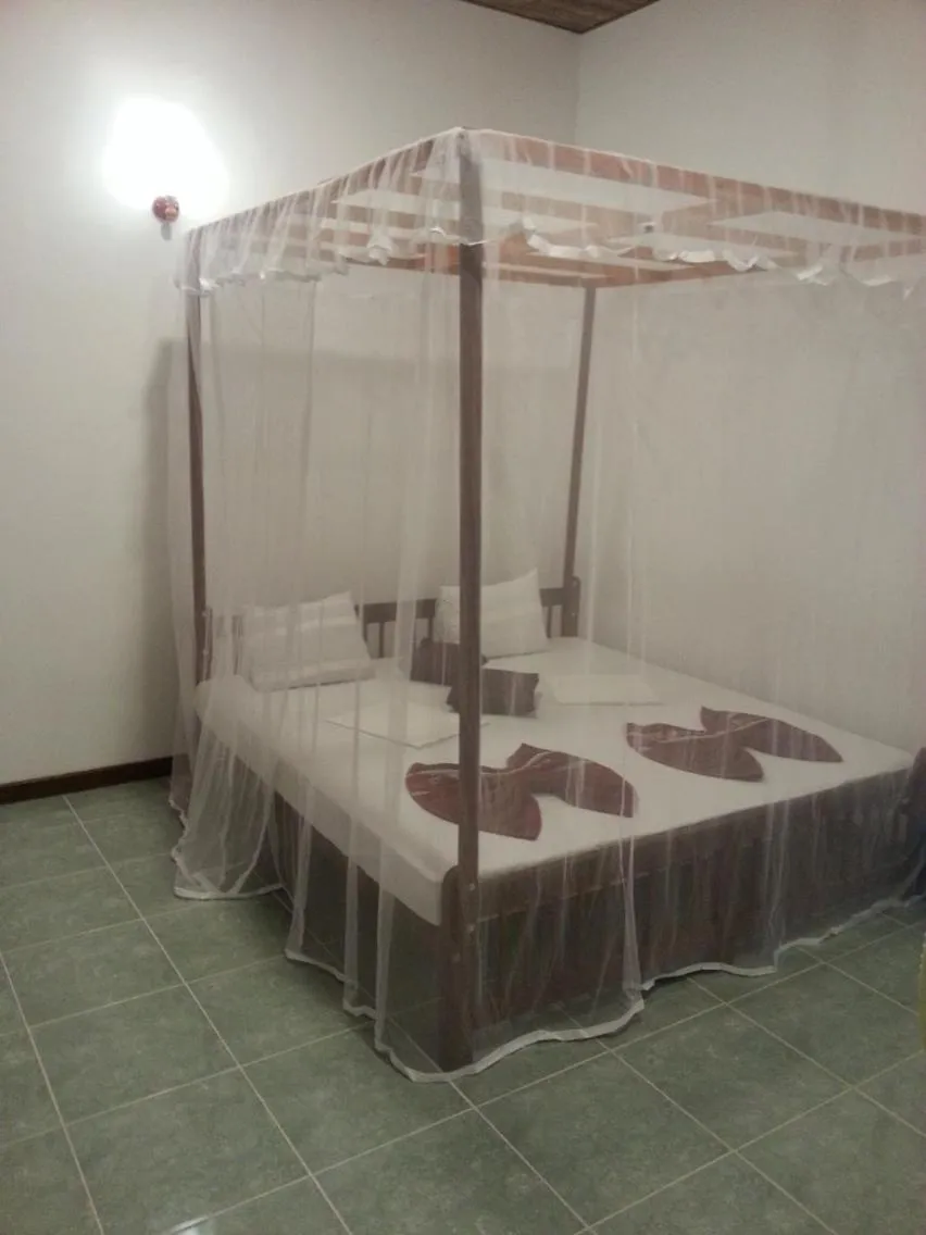 Bed in Talalla Freedom Resort